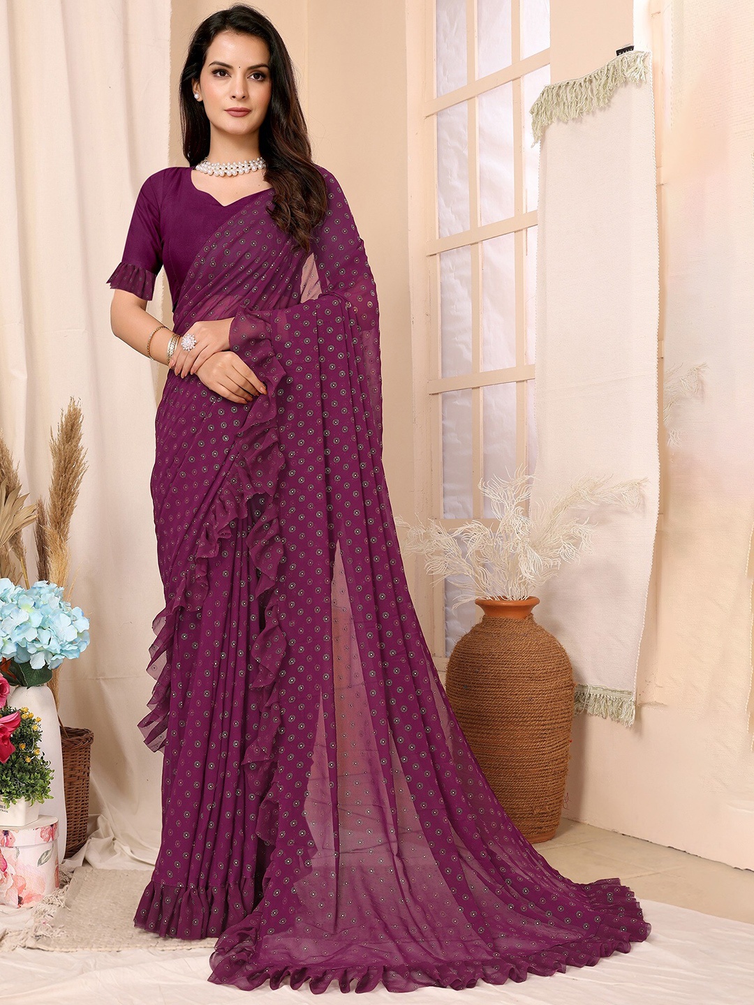 

FABMORA Floral Printed Ruffled Saree, Purple