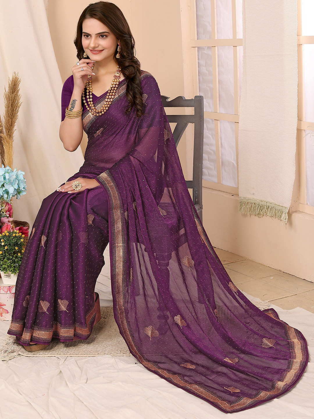 

FABMORA Embroidered Saree, Purple