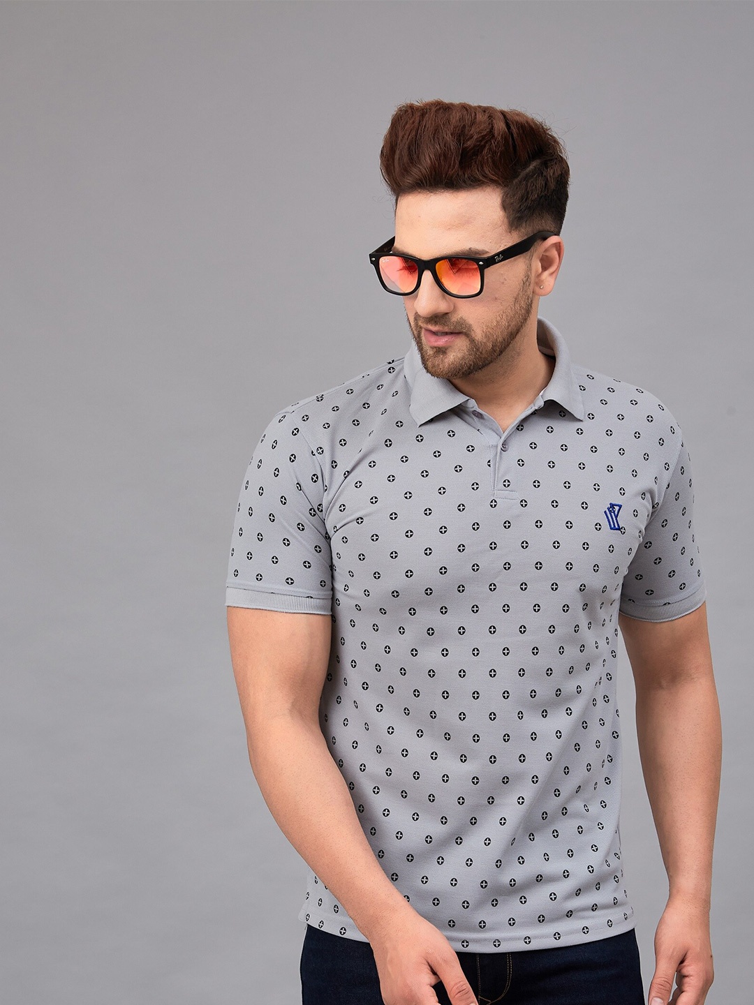 

WE PERFECT Men Printed Polo Collar Pockets T-shirt, Grey