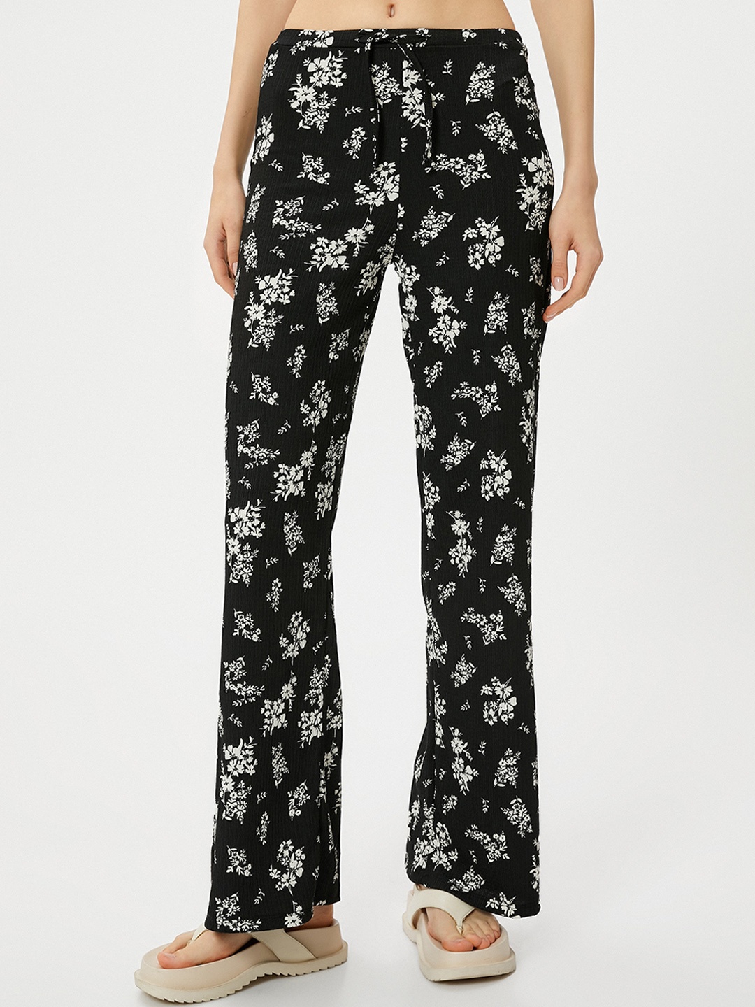 

Koton Women Floral Printed Straight Fit High-Rise Trouser, Black