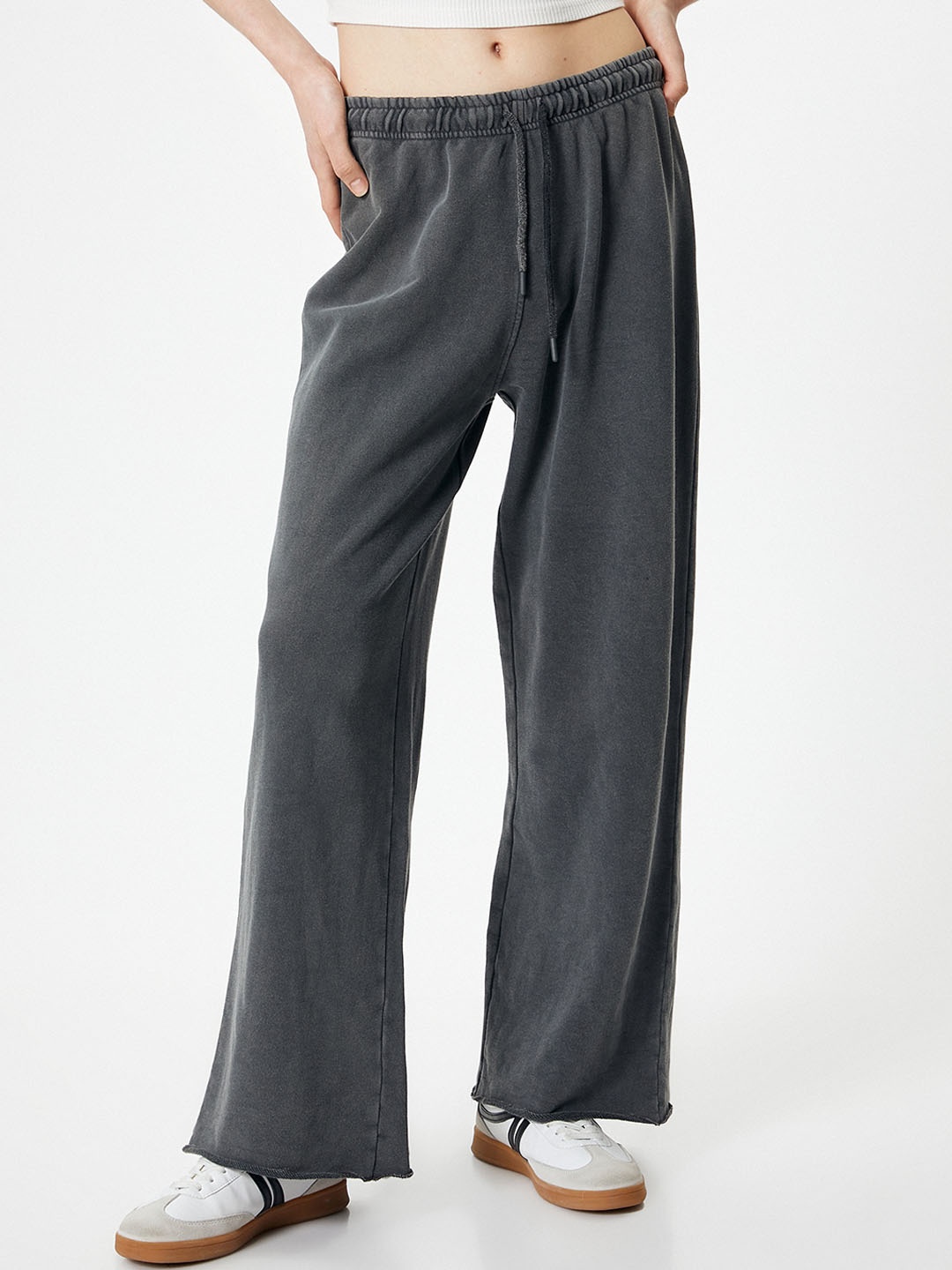 

Koton Women Straight Fit Cotton Parallel Trouser, Grey