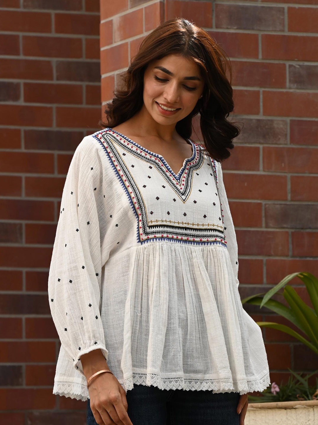 

Nyaro Printed Round neck Cotton Top, White