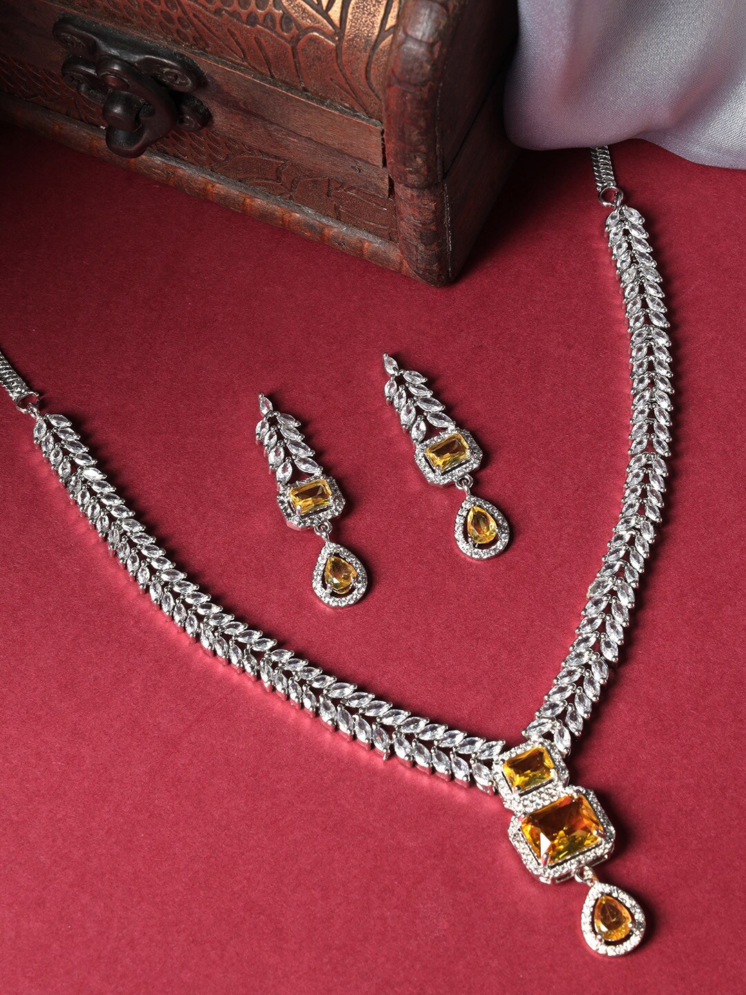 

justpeachy Silver-Plated American Diamond-Studded Jewellery Set
