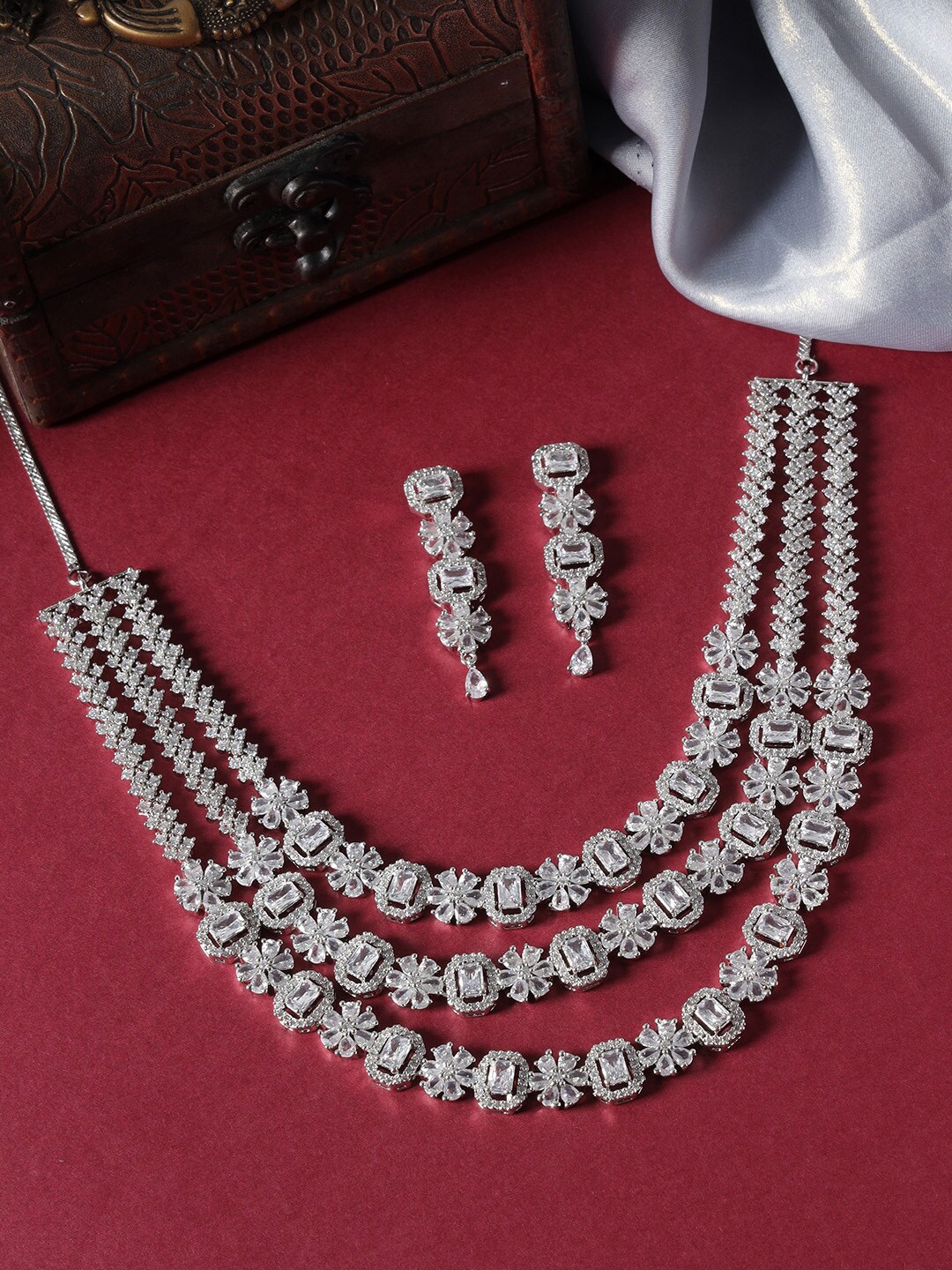 

justpeachy Silver-Plated American Diamond-Studded Jewellery Set