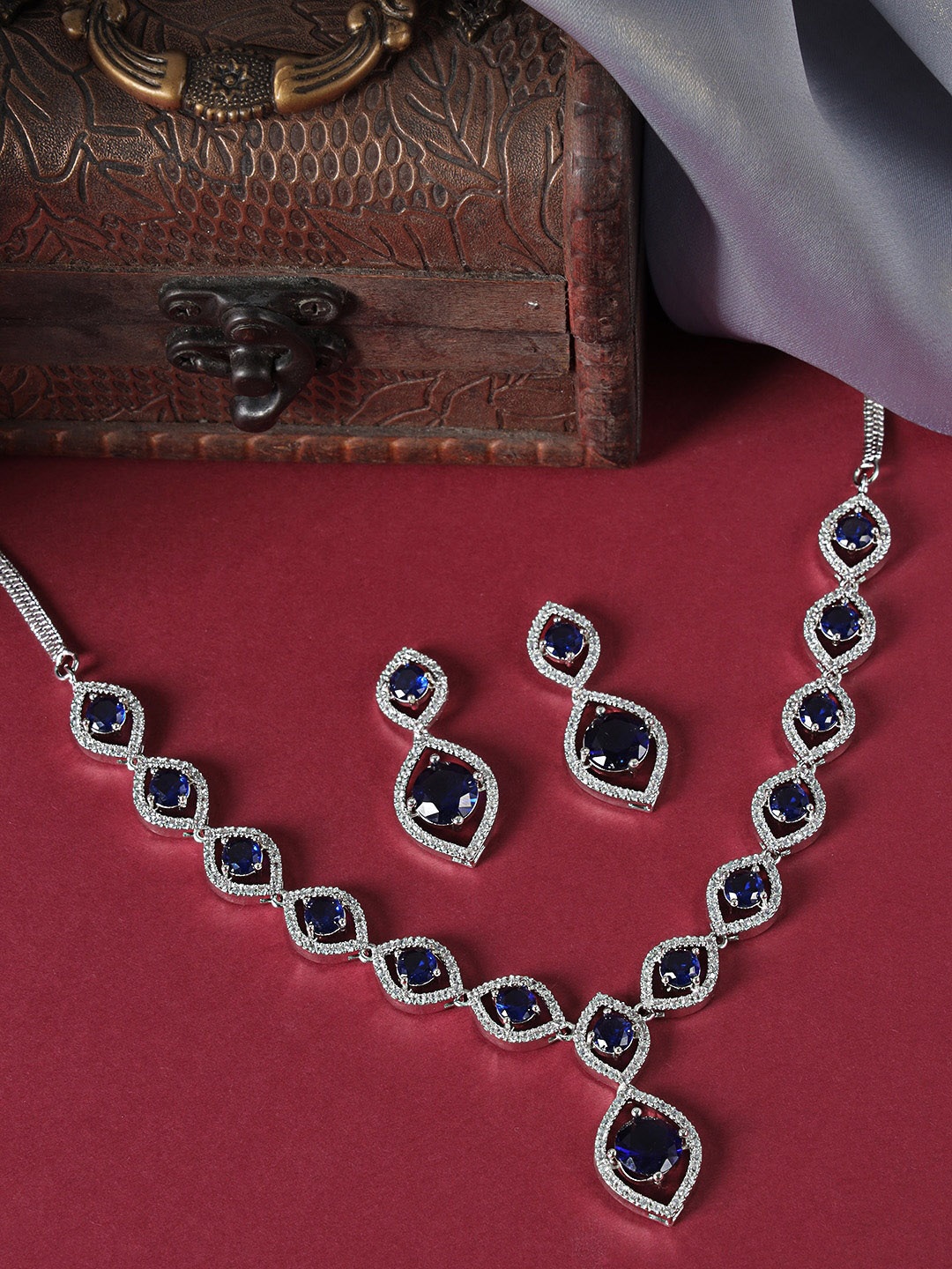

justpeachy Silver-Plated American Diamond-Studded Jewellery Set