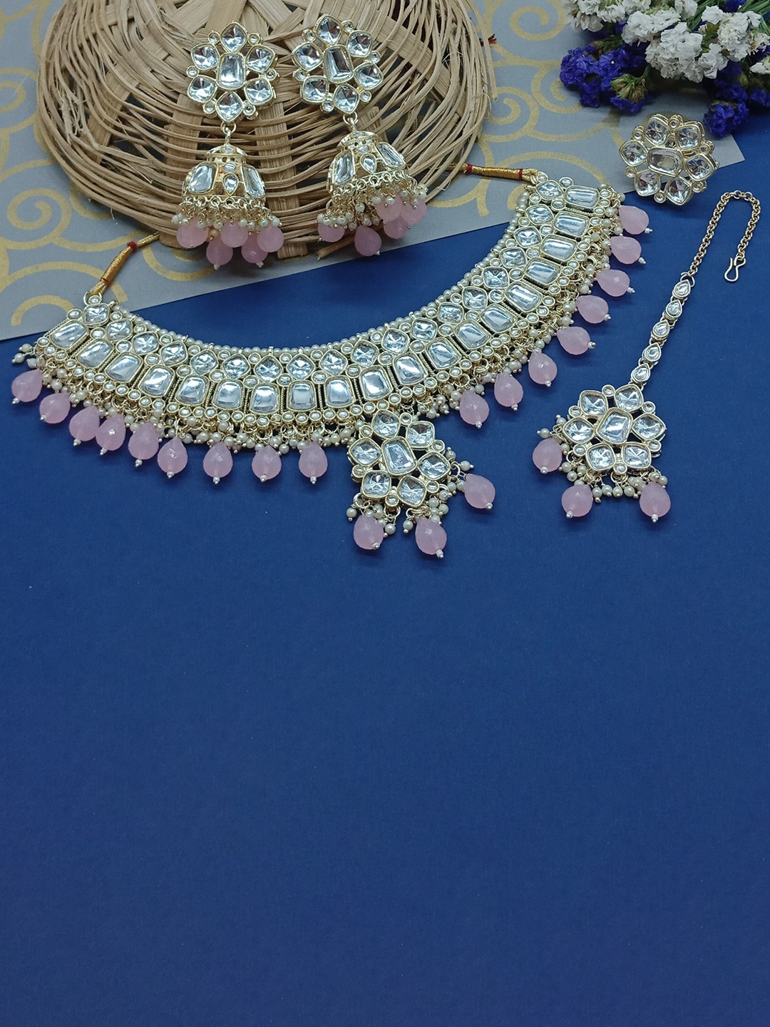 

AASHISH IMITATION Gold-Plated Kundan-Studded Jewellery Set