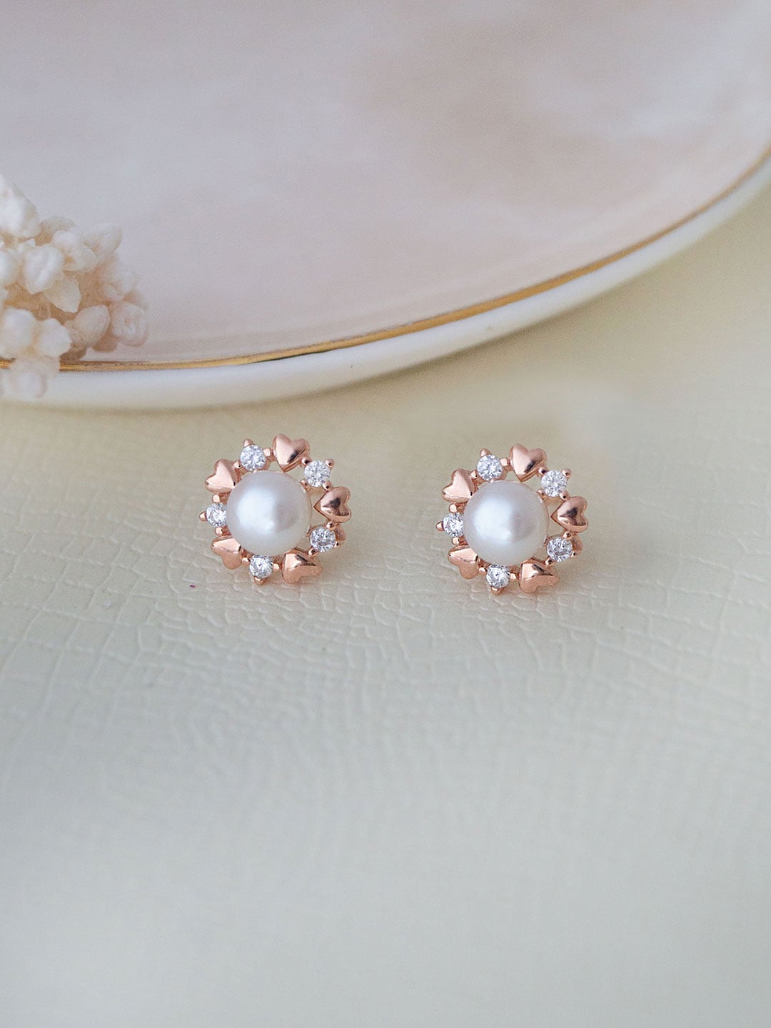 

MANNASH Rose Gold-Plated Classic Studs Earrings