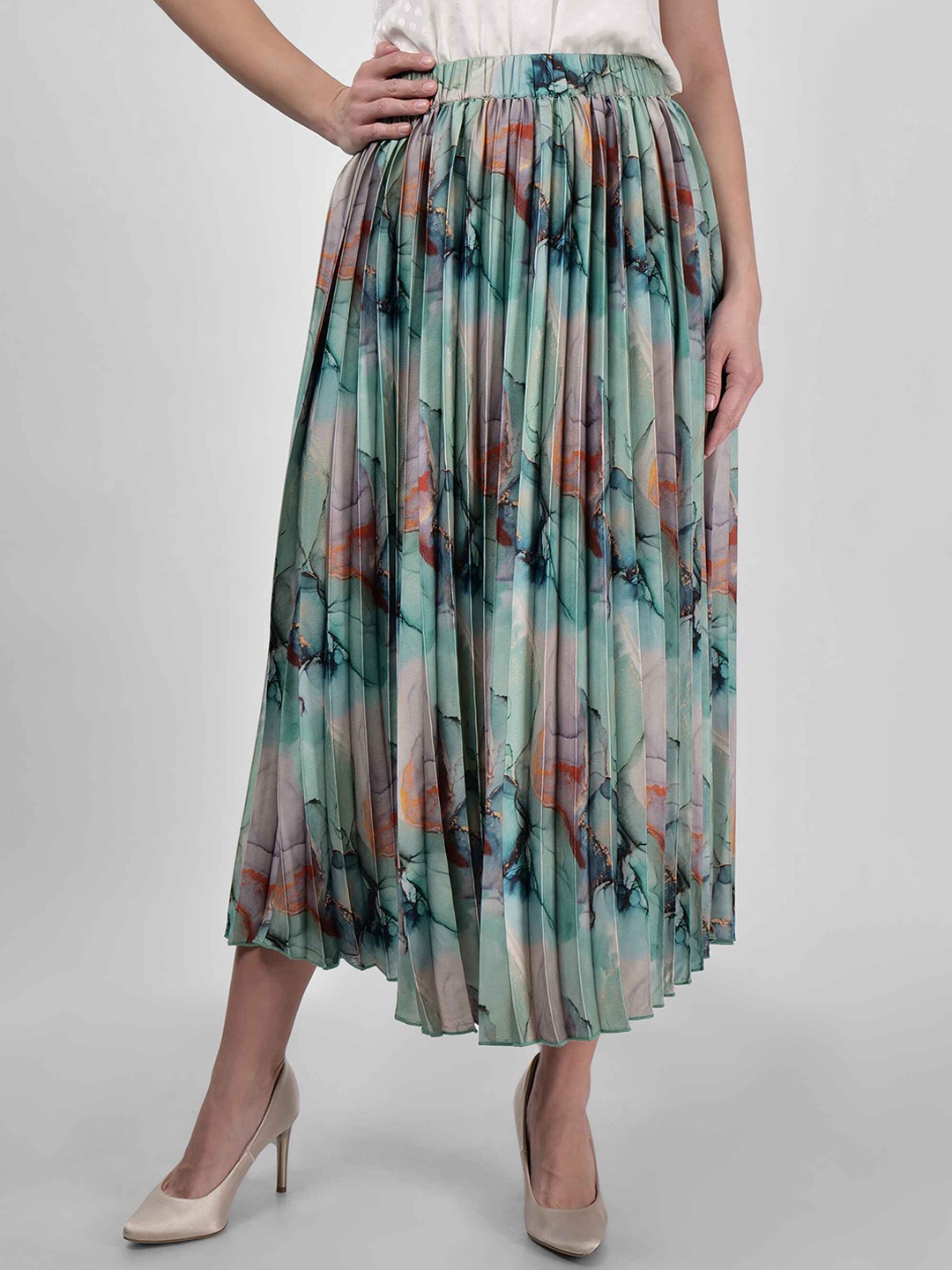 

DRIRO Floral Printed Flared Midi Skirt, Green