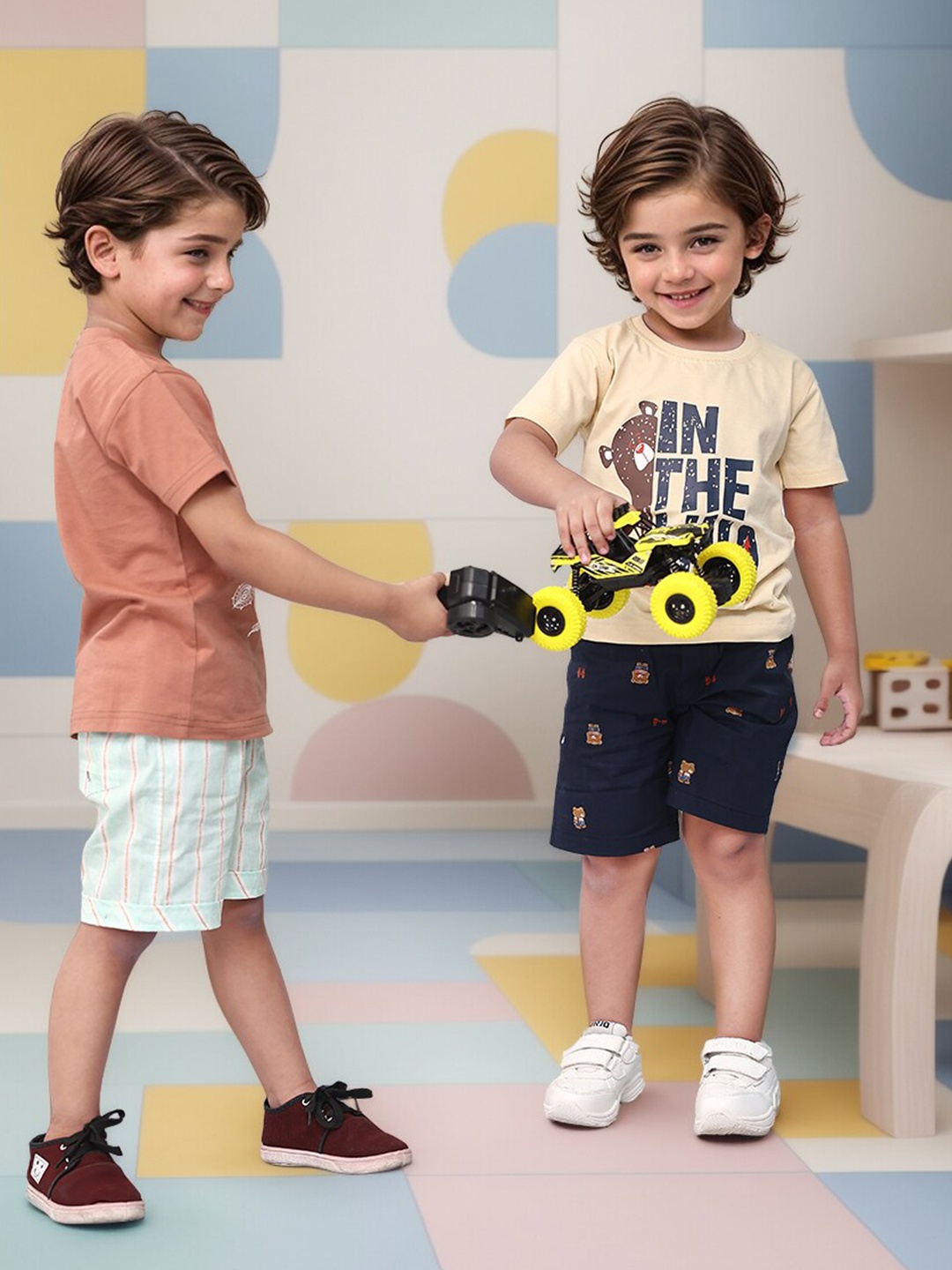 

Toonyport Boys Pack Of 2 Printed Pure Cotton T-shirts With Shorts, Black
