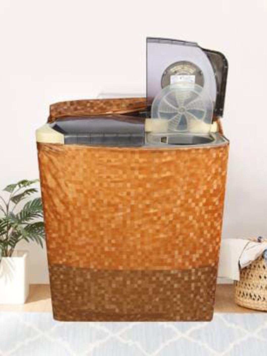 

Dakshya Industries Yellow & Brown Printed Washing Machine Cover