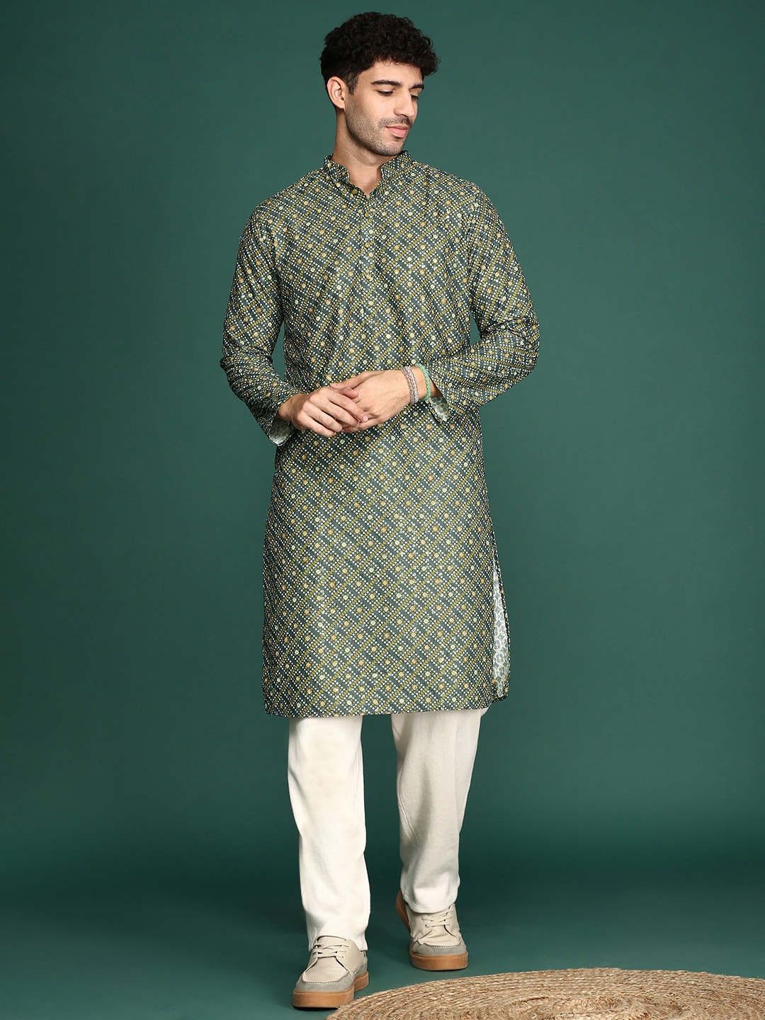 

Sangria Bandhani Printed Cotton Straight Kurta, Green