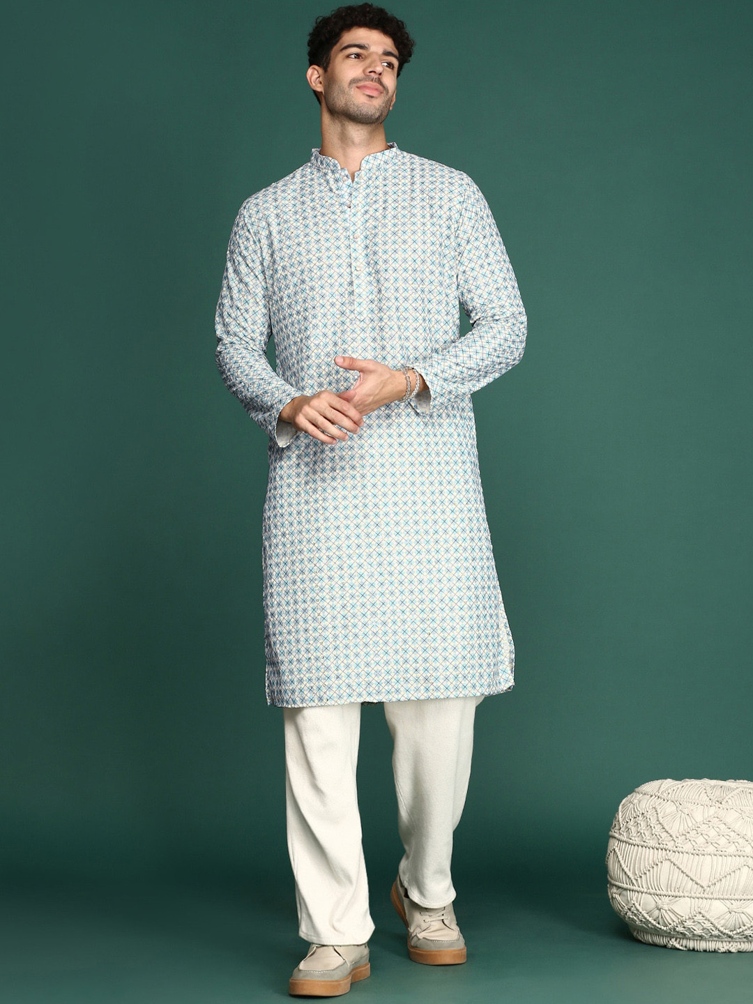 

Sangria Geometric Printed Sequinned Cotton Straight Kurta, Blue