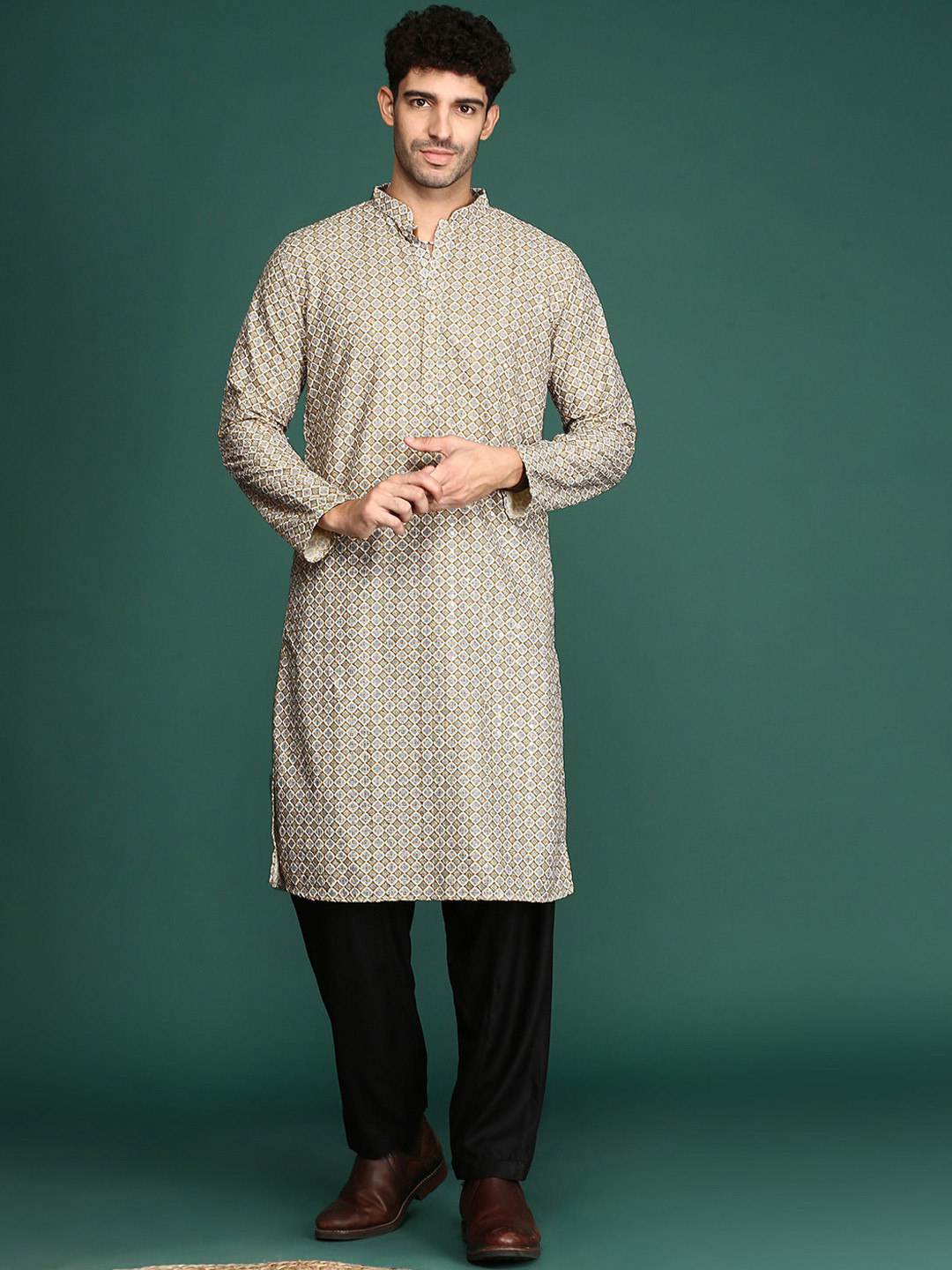 

Sangria Ethnic Motifs Printed Cotton Mandarin Collar Straight Kurta, Brown