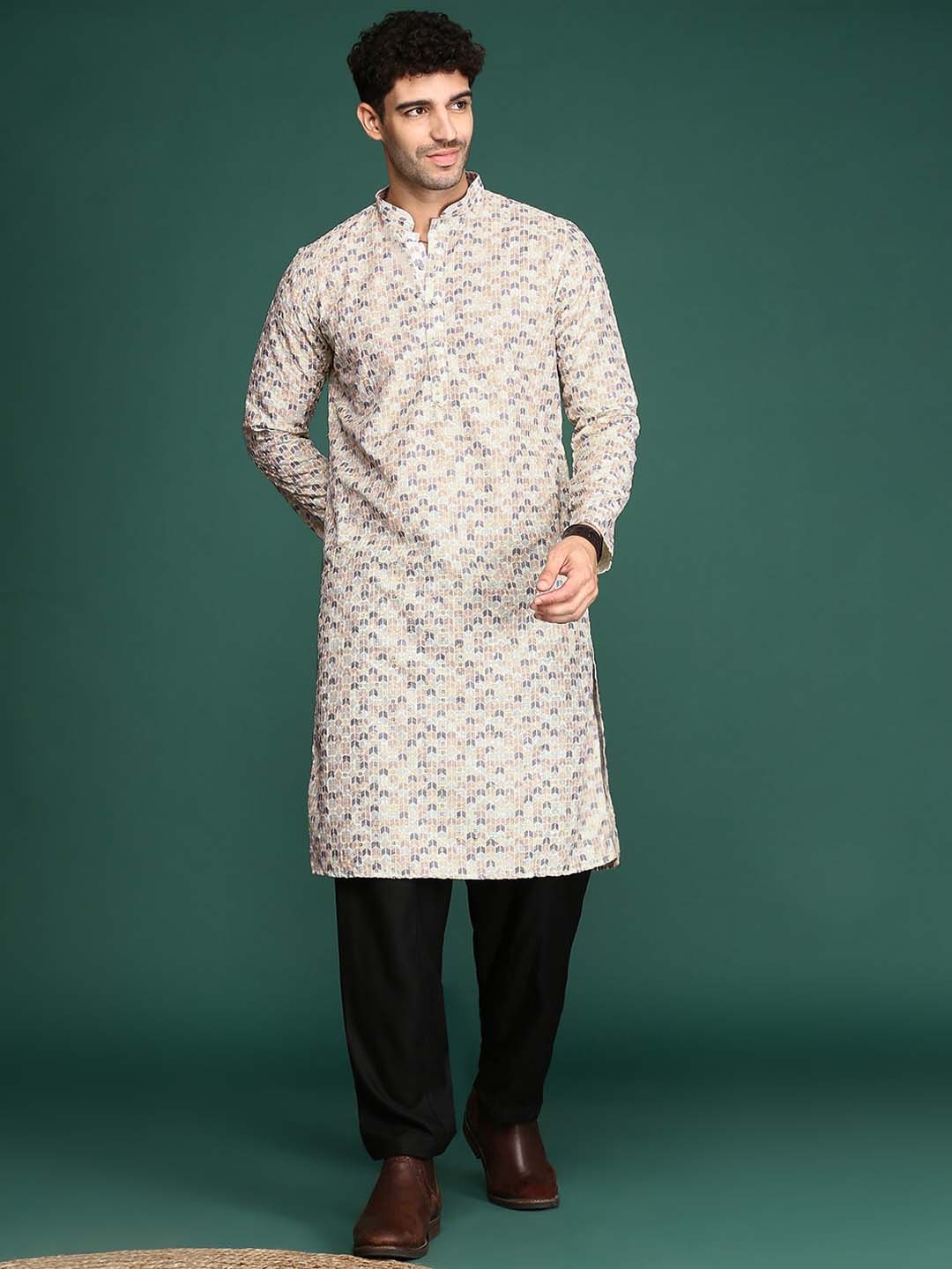 

Sangria Geometric Printed Sequined Cotton Straight Kurta, Yellow