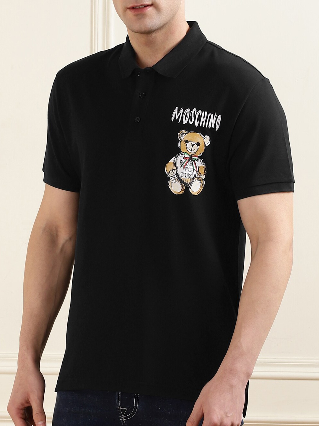 

MOSCHINO COUTURE Men Mandarin Collar Applique T-shirt, Black