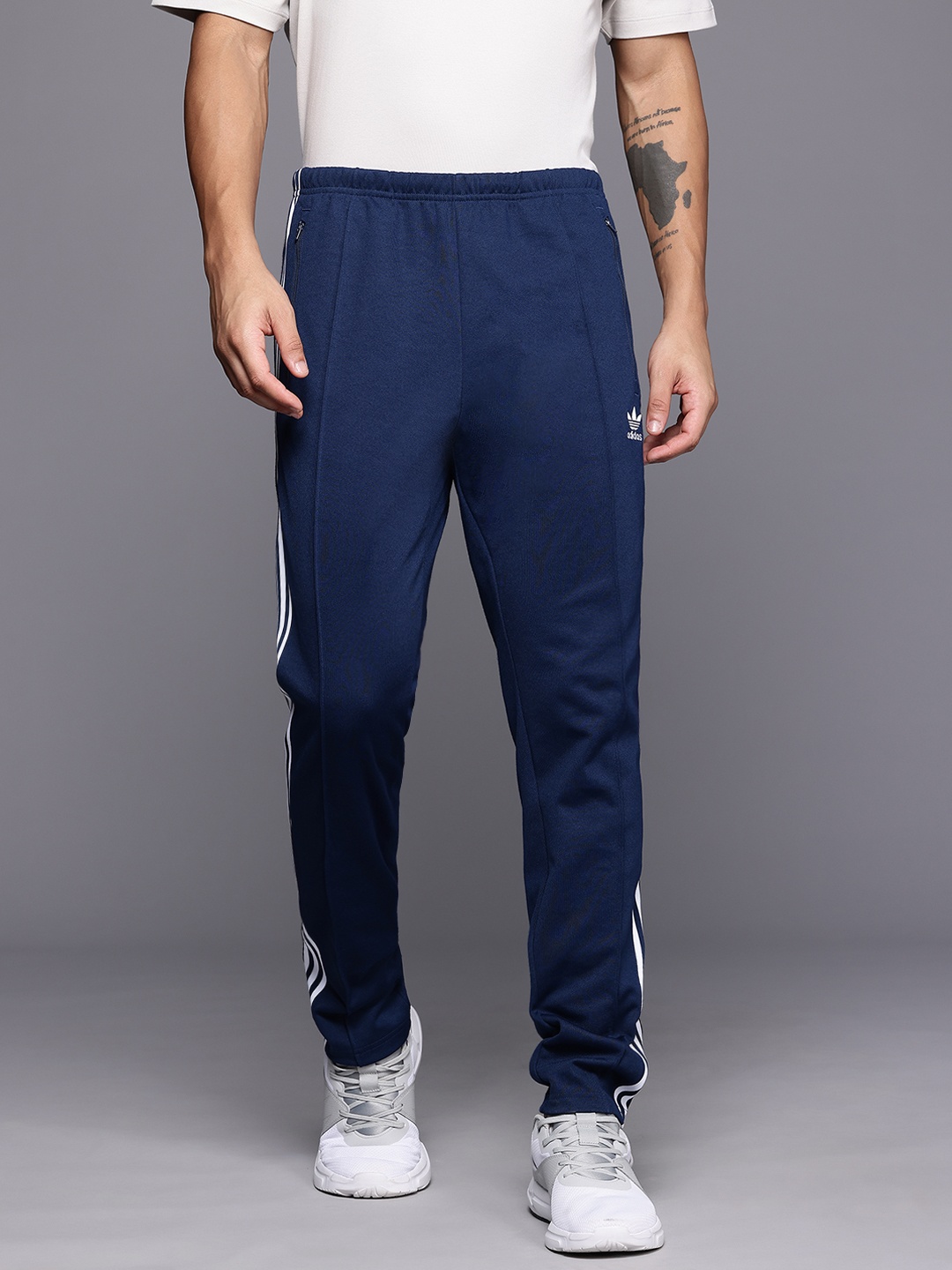 

ADIDAS Originals Men Adicolor Classics Beckenbauer Trackpants, Navy blue