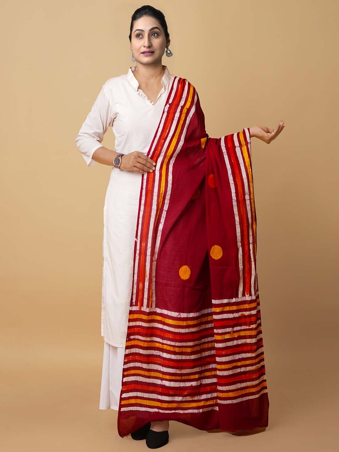 

Unnati Silks Geometric Pure Wax Batik Printed Cotton Dupatta, Maroon
