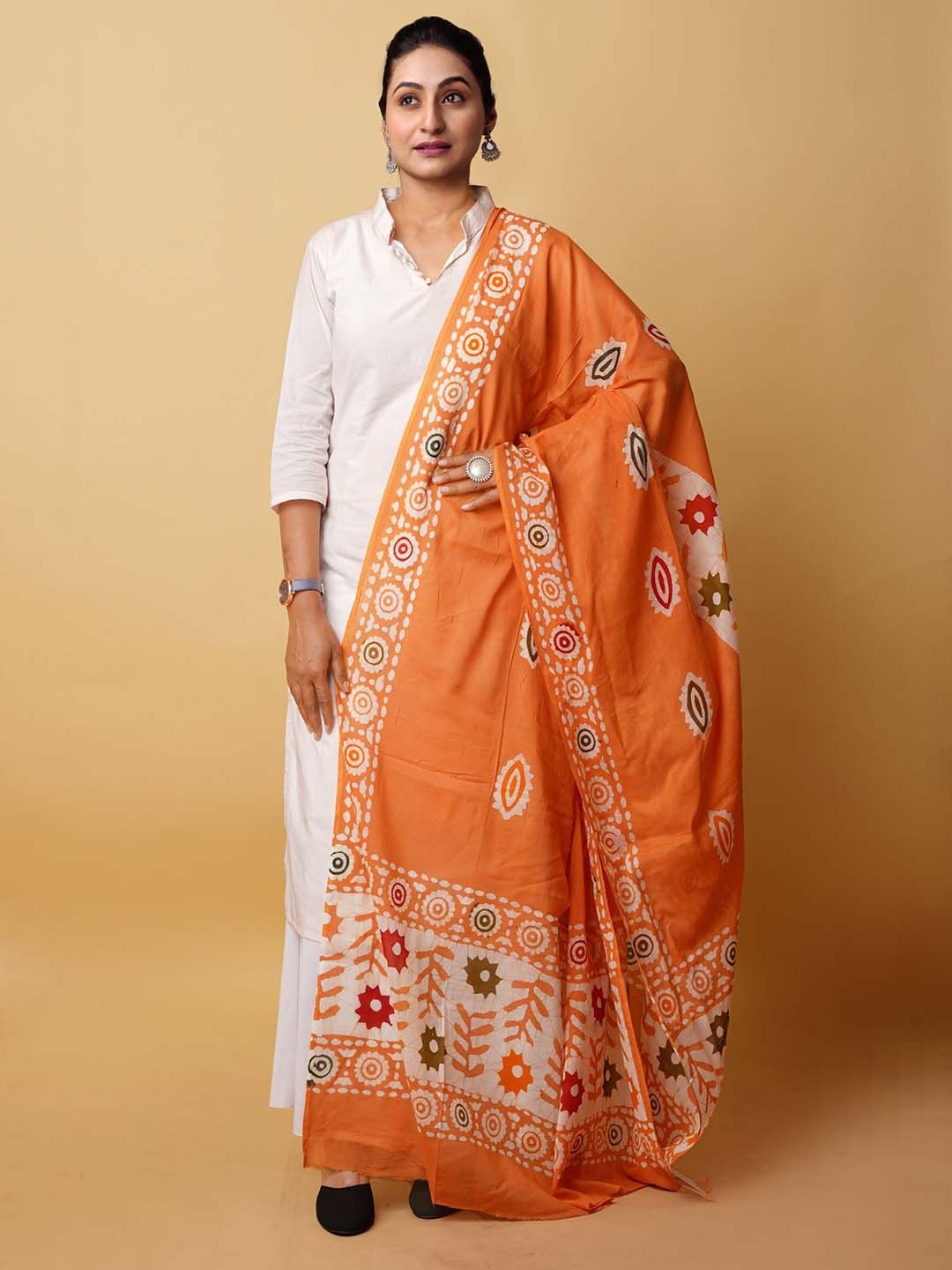 

Unnati Silks Ethnic Motifs Pure Wax Batik Printed Cotton Dupatta, Orange