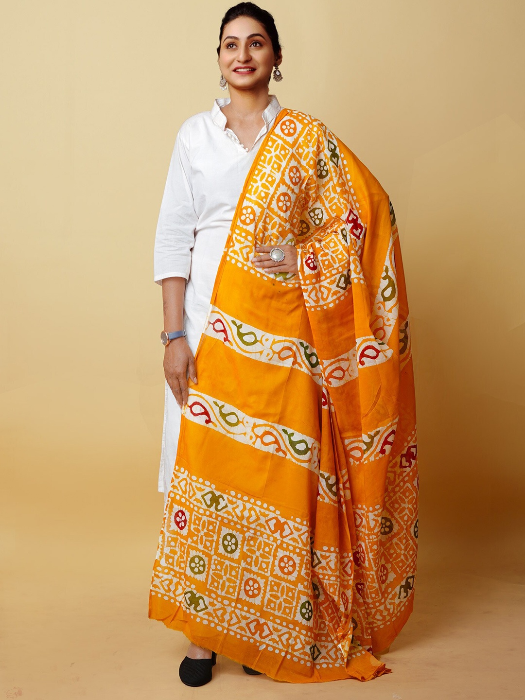 

Unnati Silks Ethnic Motifs Printed Pure Cotton Batik Dupatta, Yellow
