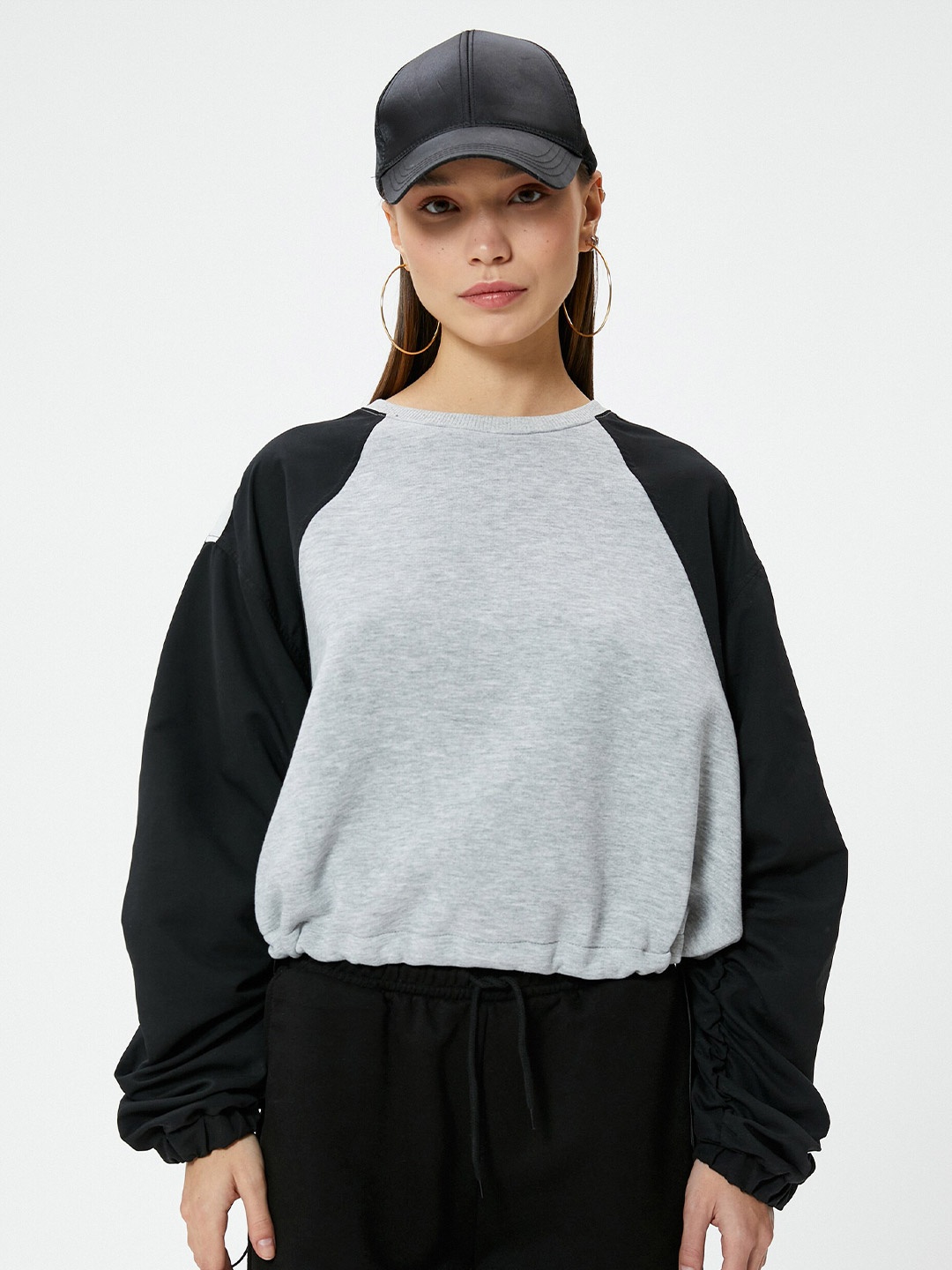 

Koton Colourblocked Crop Pullover, Grey