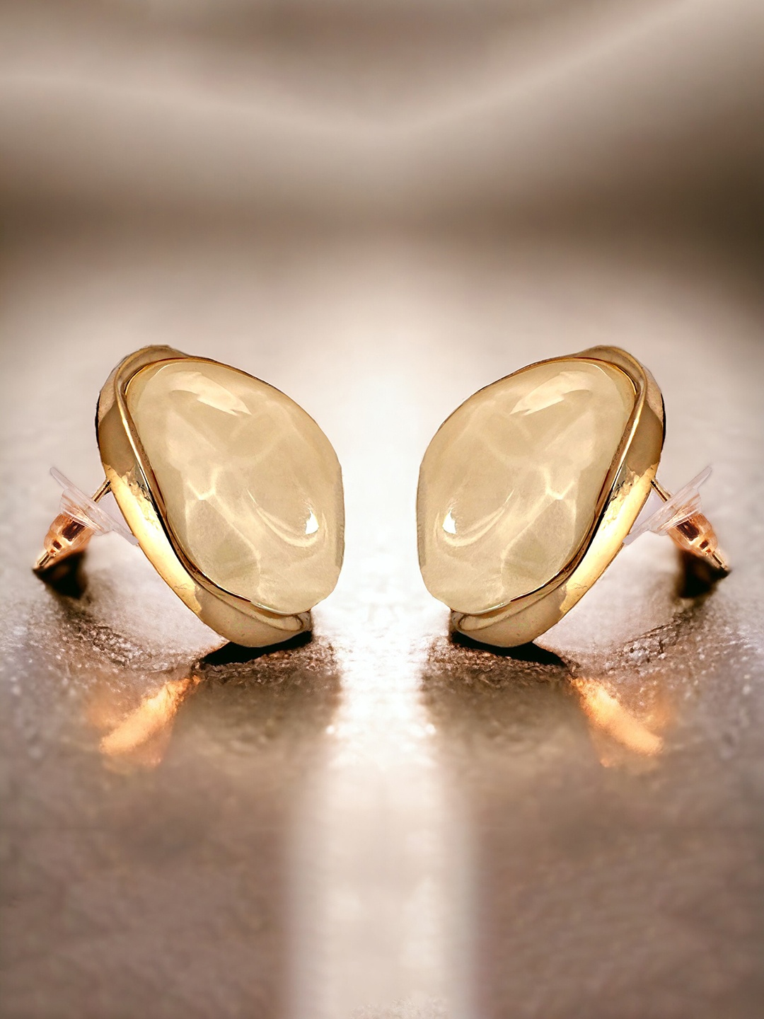 

LUCKY JEWELLERY 18 KT Gold-Plated Contemporary Studs Earrings