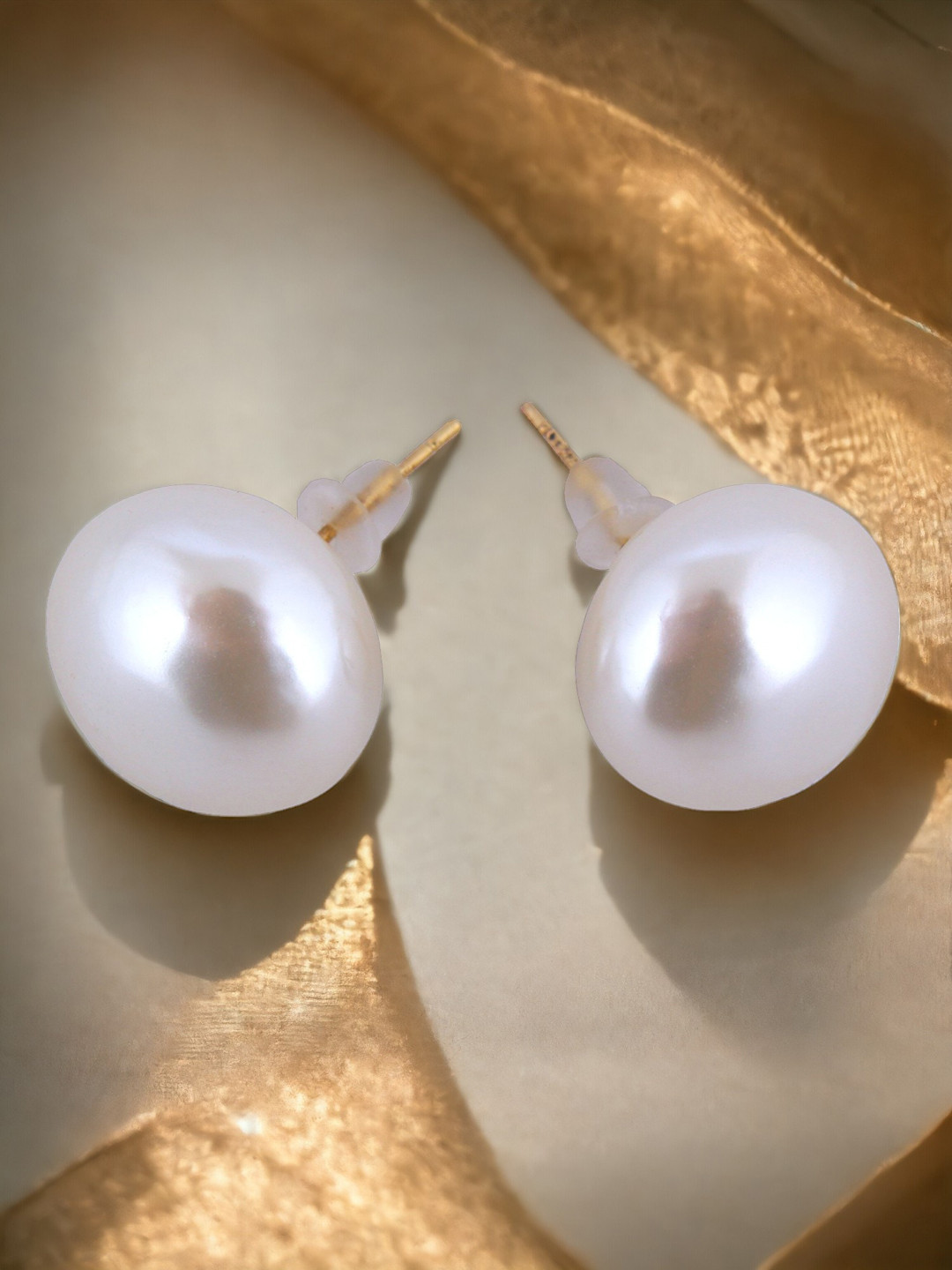 

LUCKY JEWELLERY Gold-Plated Circular Beads Beaded Studs Earrings