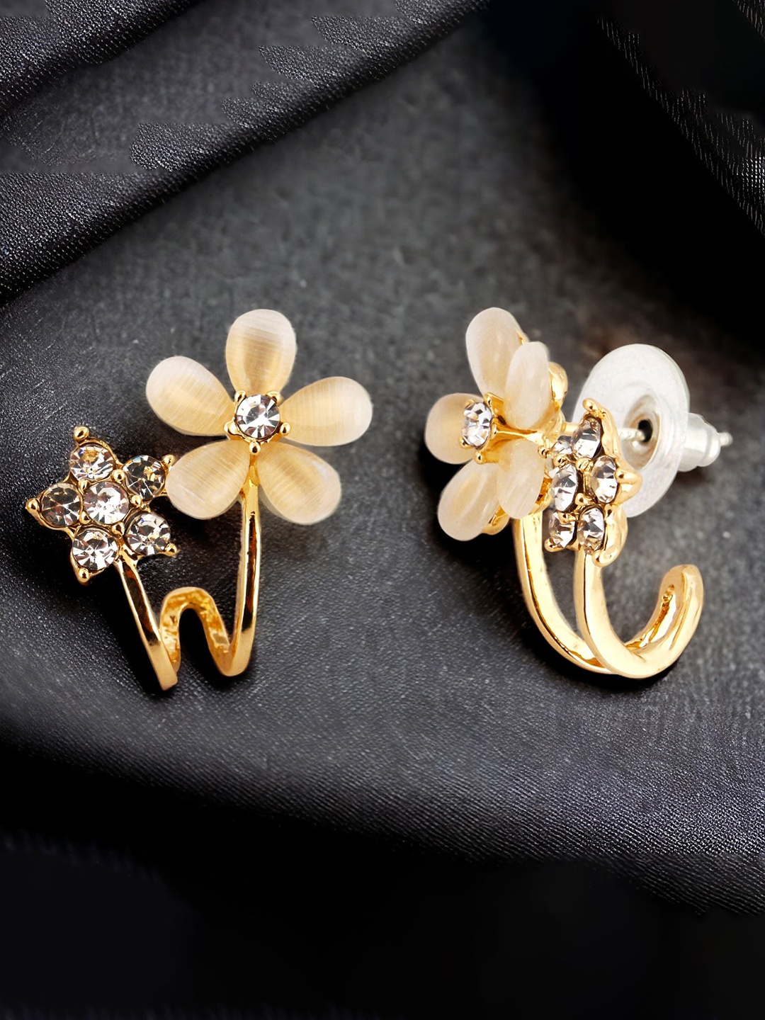 

LUCKY JEWELLERY Gold-Plated Studded Contemporary Studs