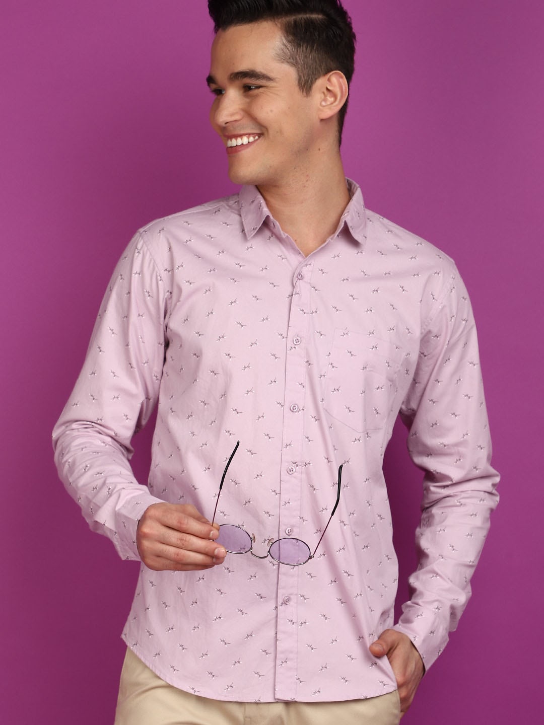 

V-Mart Floral Printed Spread Collar Slim Fit Casual Shirt, Pink