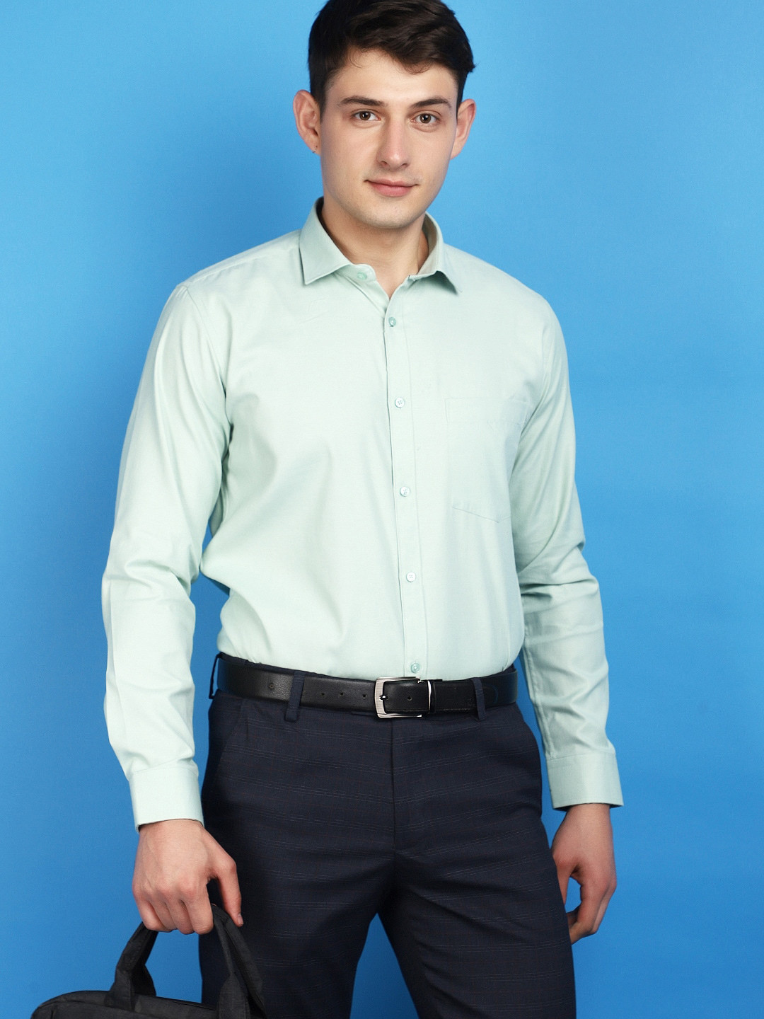 

V-Mart Spread Collar Dobby Cotton Formal Shirt, Green