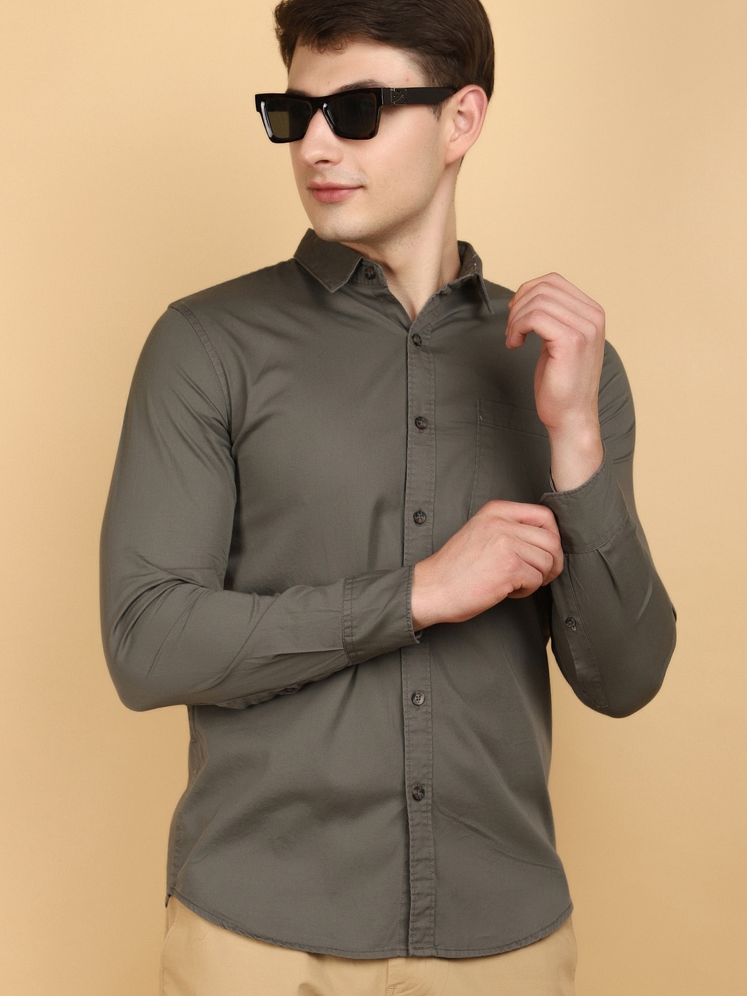 

V-Mart Spread Collar Long Sleeves Twill Weave Cotton Casual Shirt, Grey