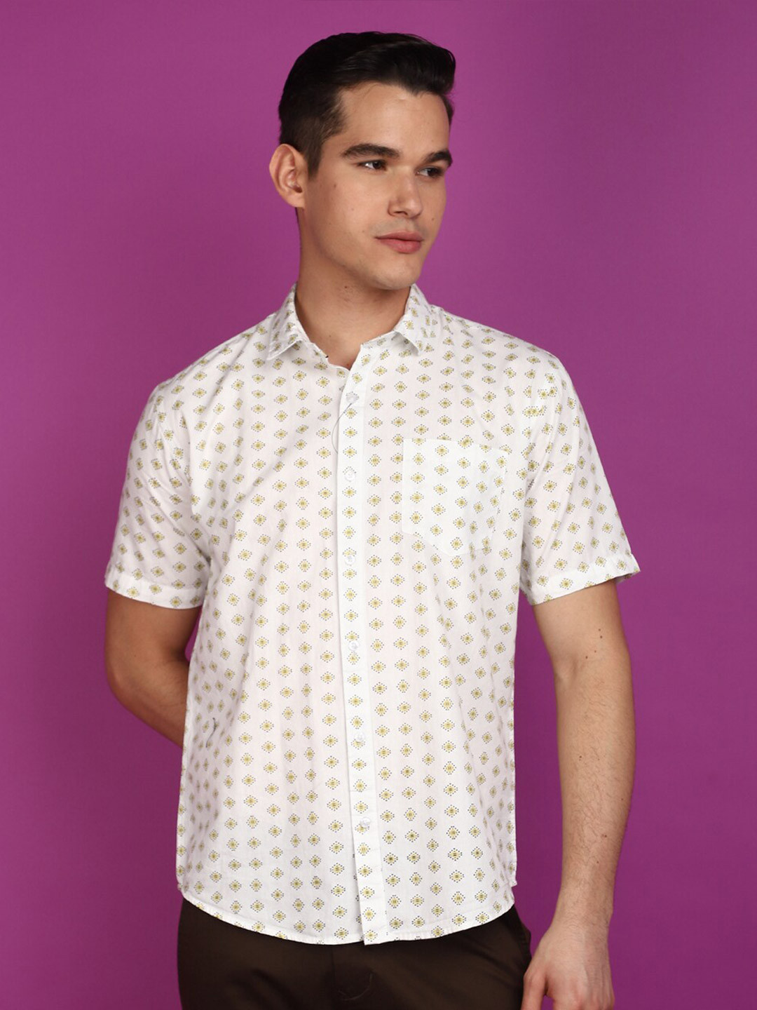 

V-Mart Slim Fit Short Sleeves Spread Collar Cotton Opaque Printed Casual Shirt, Off white