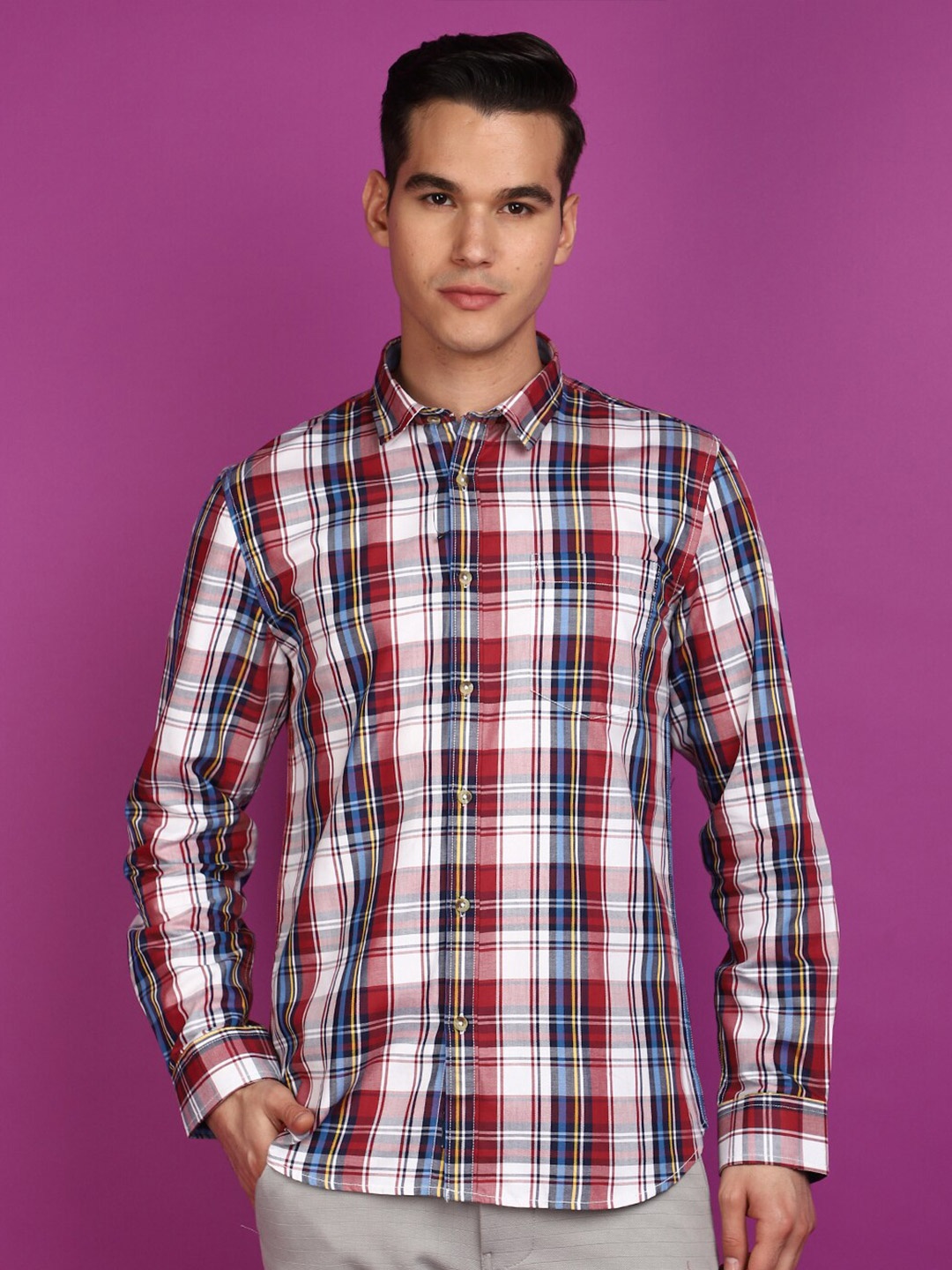 

V-Mart Tartan Checks Long Sleeves Spread Collar Cotton Opaque Checked Casual Shirt, Maroon