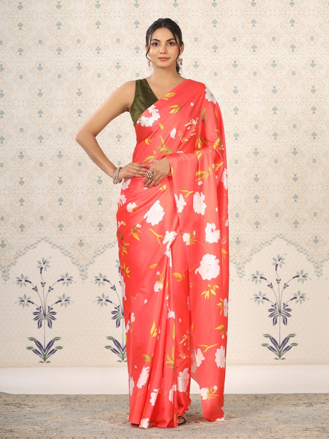 

Ode by House of Pataudi Floral Printed Satin Saree, Orange