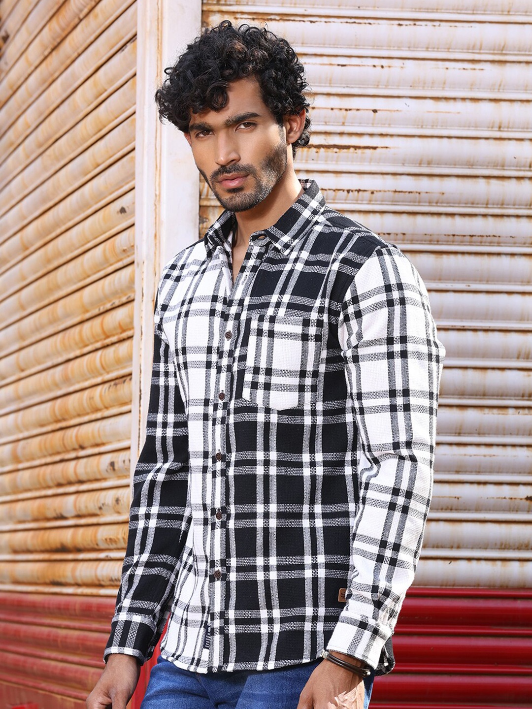 

The Roadster Lifestyle Co. Premium Tartan Checked Pure Cotton Casual Shirt, White