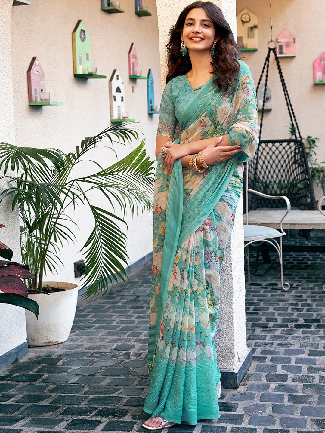 

Mitera Turquoise Blue Floral Printed Embroidered Sungudi Saree