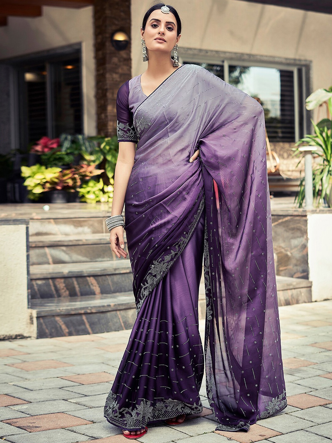 

Mitera Purple Embellished Beads & Stones Arani Saree
