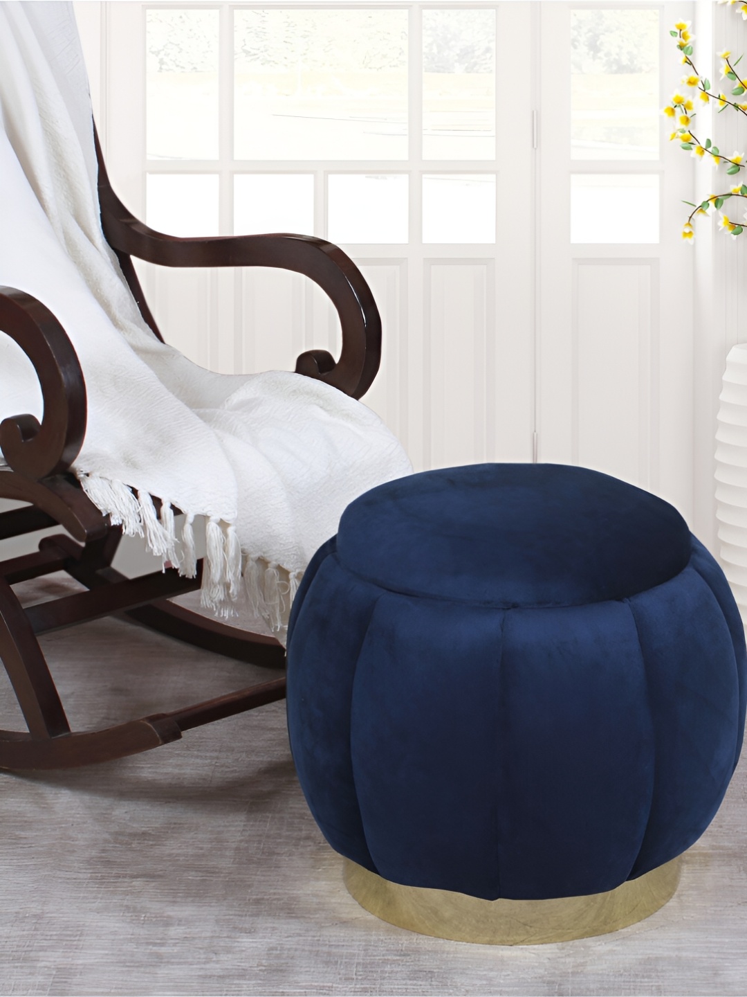 

Shadowkart Blue & Gold-Toned Wooden Round Ottoman