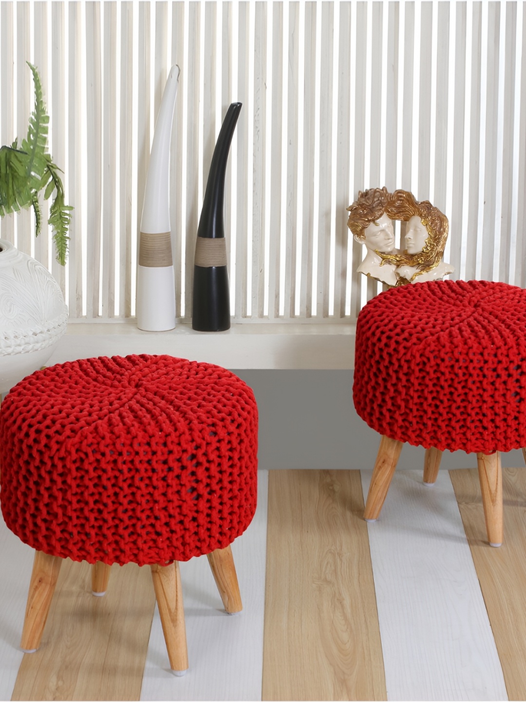 

Shadowkart Red & Brown 2 Pieces Textured Braided Wooden Round Ottomans