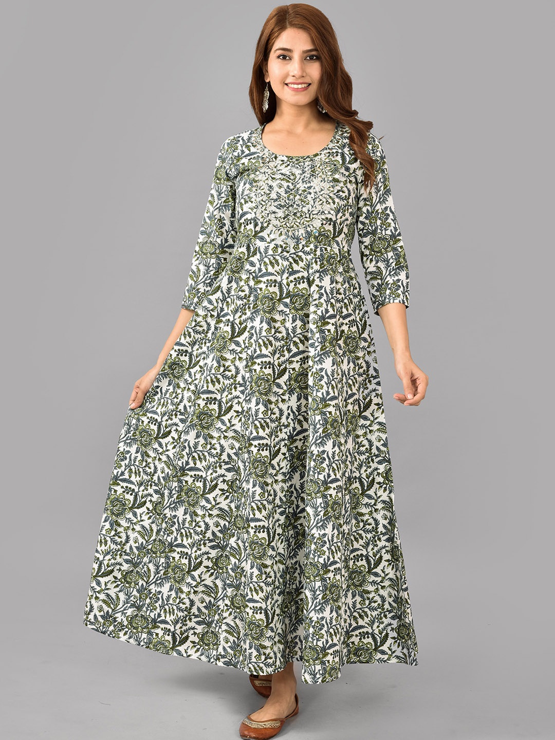 

AAYUMI Floral Printed Gotta Patti Three-Quarter Sleeves A-Line Dress, Green