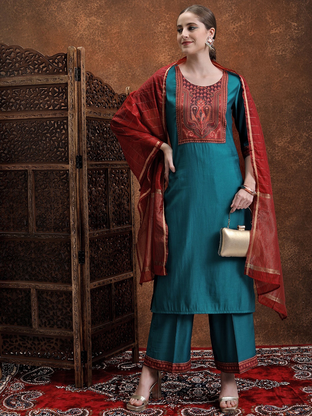 

Vishudh Teal Green Paisley Printed Regular Kurta With Palazzos & Dupatta