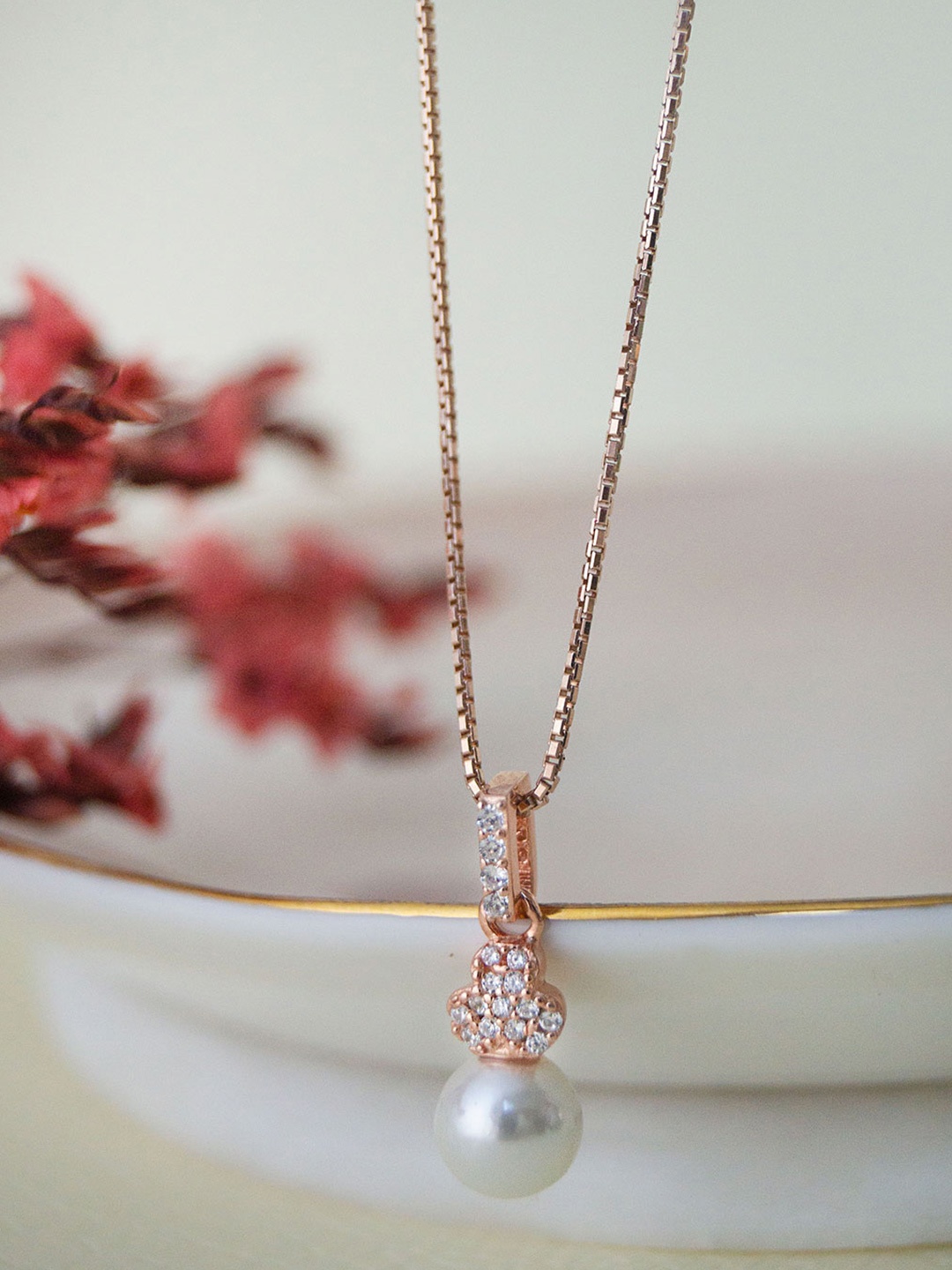 

MANNASH Rose Gold-Plated Contemporary Pendants with Chains