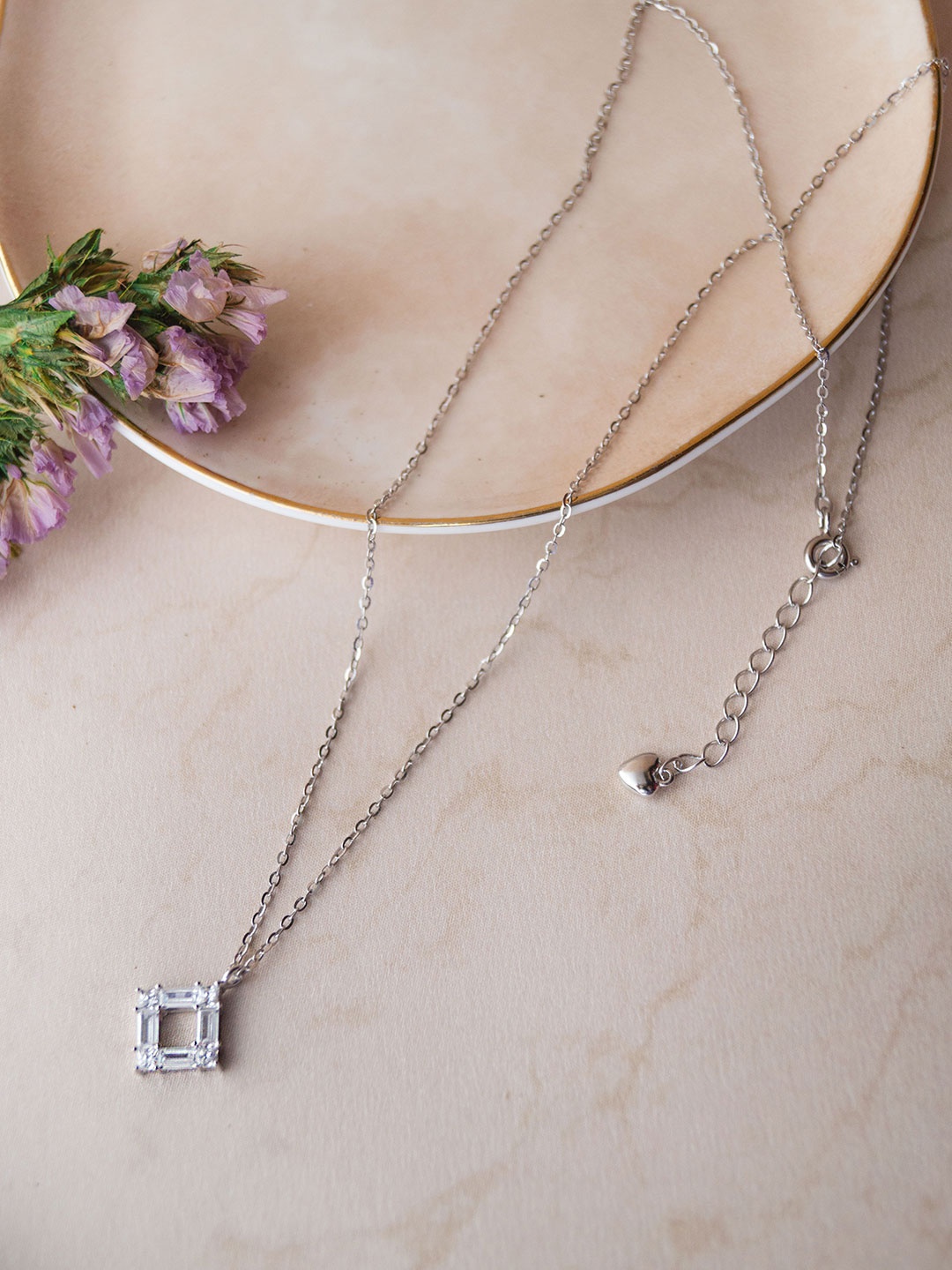 

MANNASH Rhodium-Plated Square Pendants with Chains, Silver