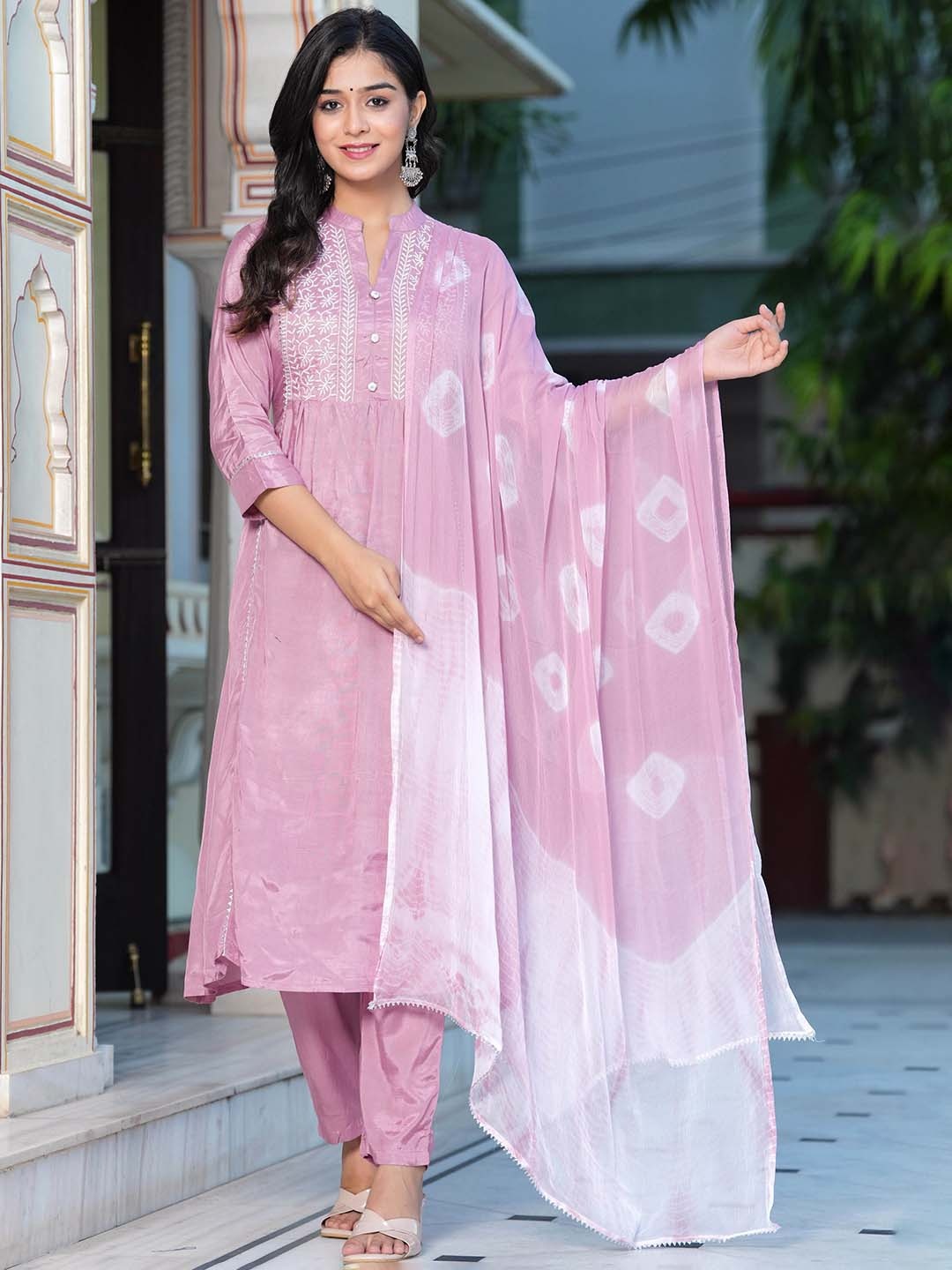 

SIDDHANAM Floral Embroidered Anarkali Kurta & Trousers With Dupatta, Pink