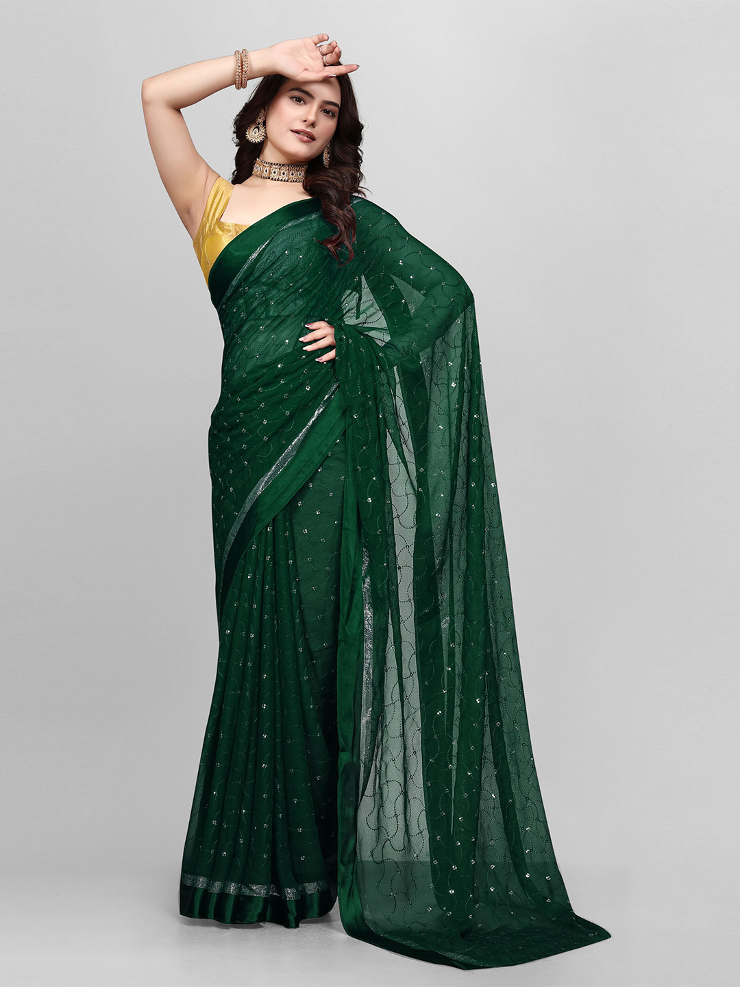 

Avojee Geometric Embroidery Sequinned Saree, Green