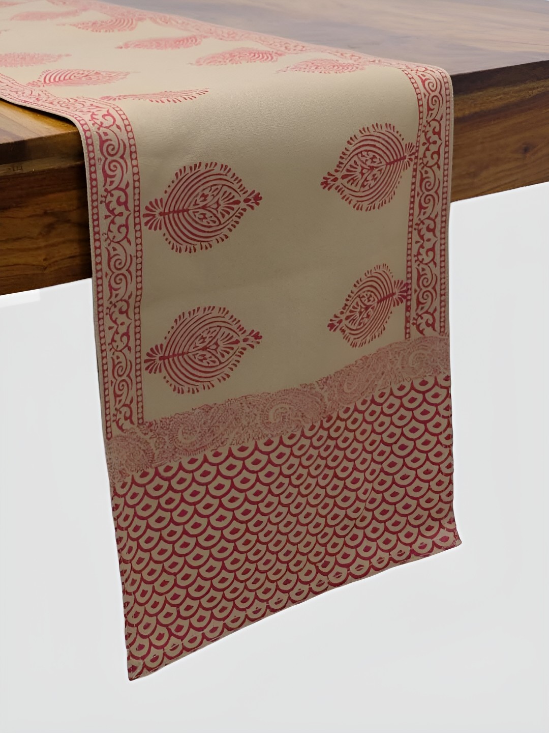 

DESIGN GAATHA Beige & Maroon Ethnic Motifs Printed Table Runner
