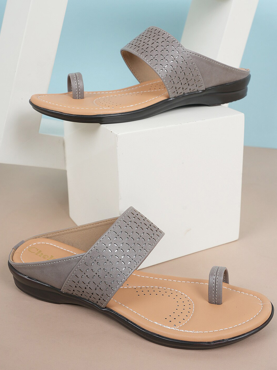 

Style Shoes Textured One Toe Flats, Grey