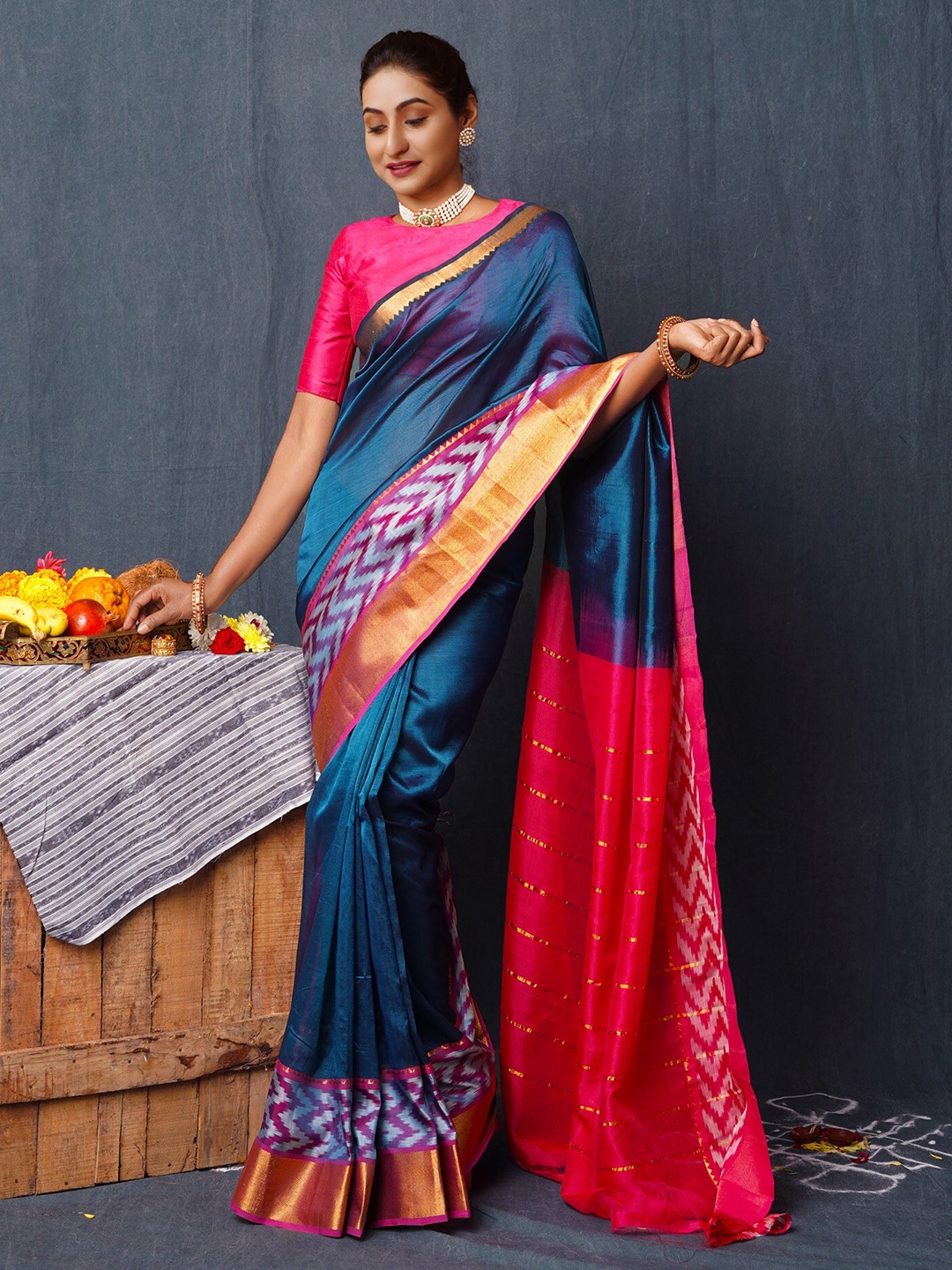 

Unnati Silks Zari Handloom Mangalagiri Saree, Blue