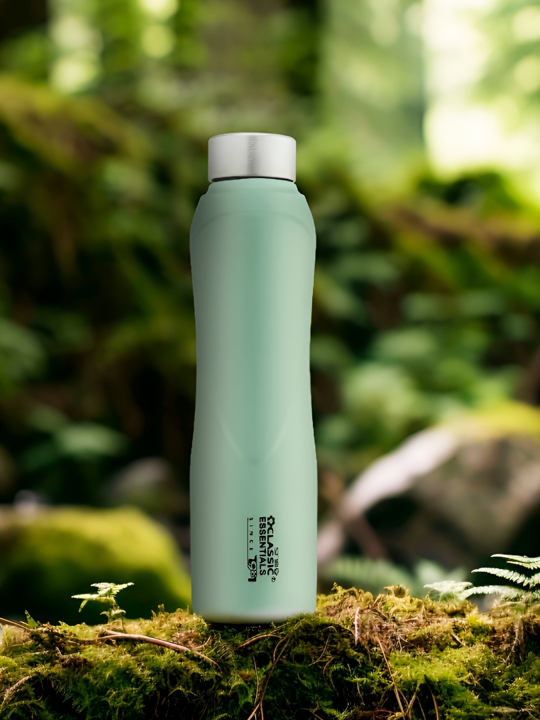 

Classic Essentials Sea Green & Black Brand Logo Stainless Steel Water Bottle 1l