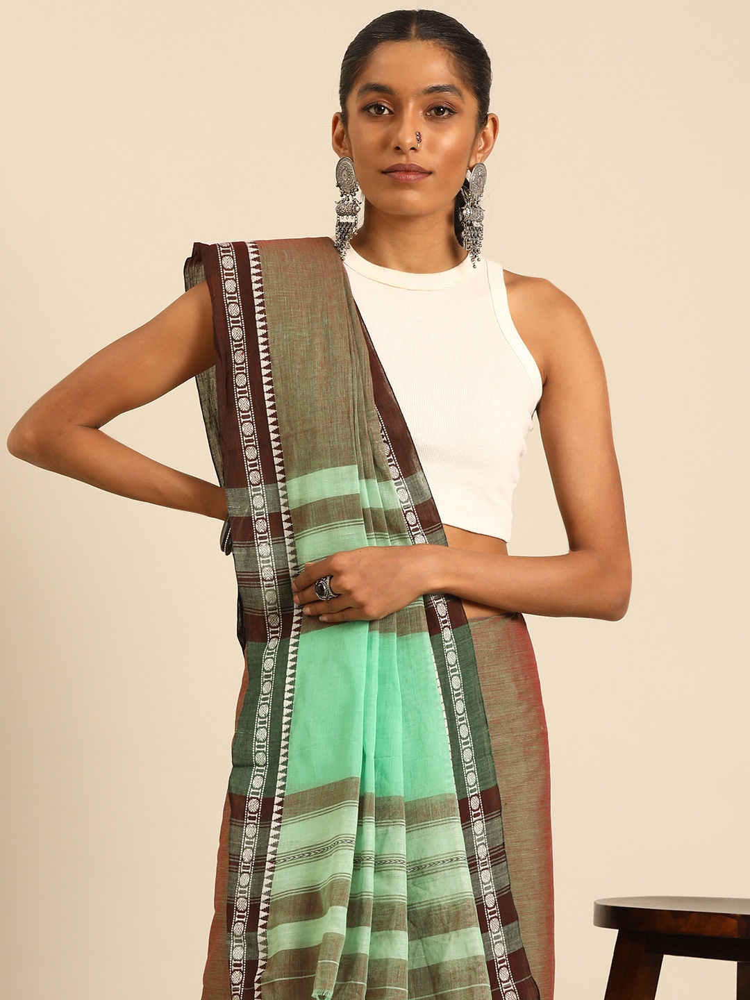 

Taavi Solid Pure Cotton Taant Saree, Green