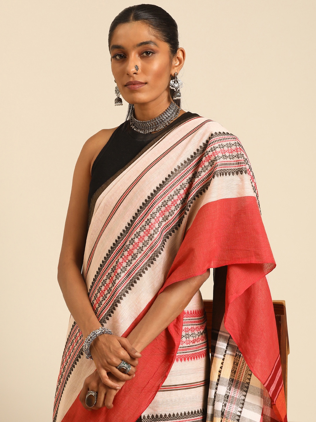 

Taavi Woven Design Pure Cotton Taant Saree, Off white